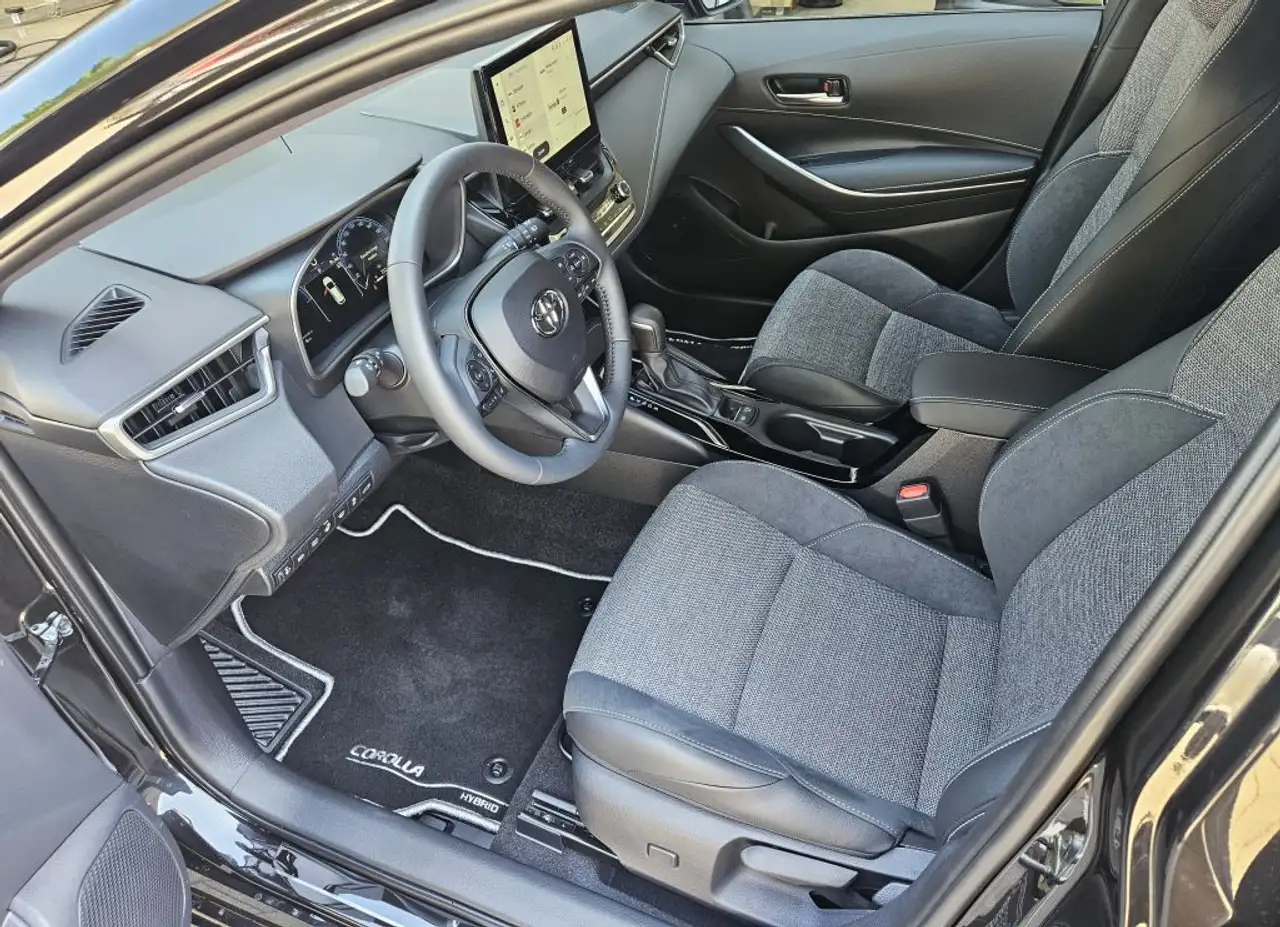 Toyota Corolla 1.8 Hybrid Touring Sports Teamplayer 5
