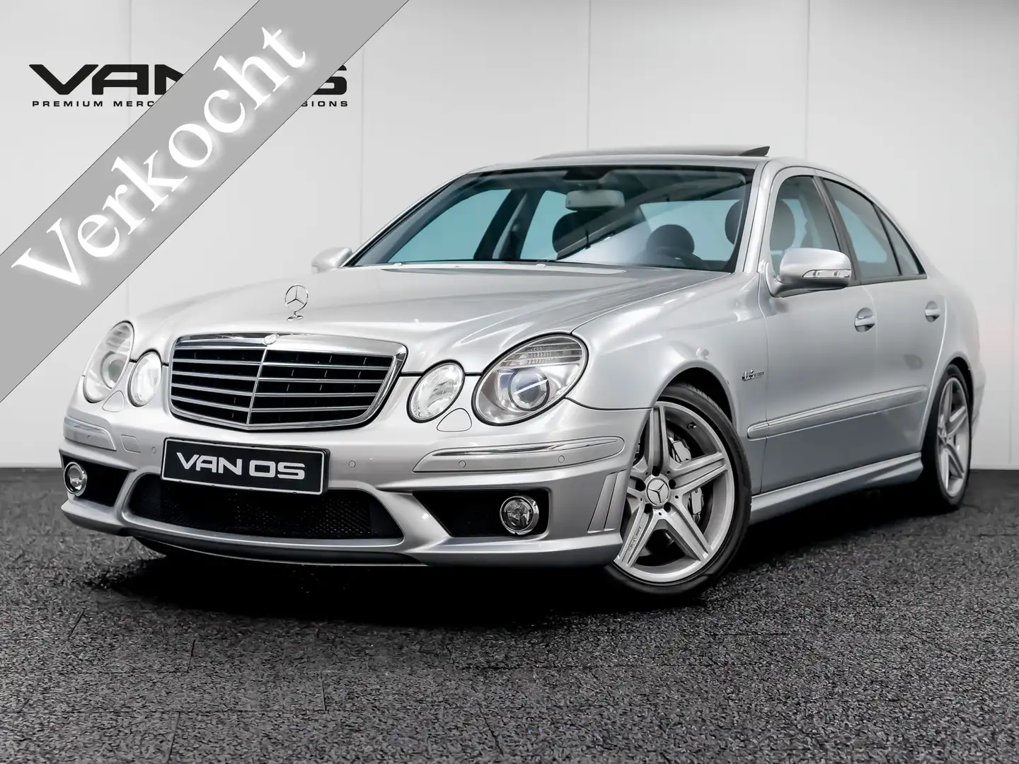 Mercedes-Benz E 63 AMG YoungTimer Lease € 739,13 Grijs - 1