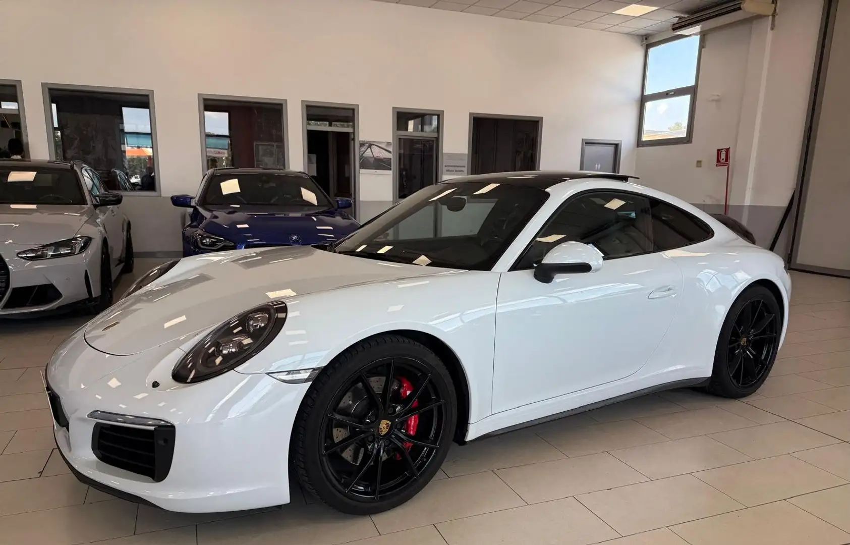 Porsche 991 Carrera 991.2 Coupe  3.0 Carrera 4S Tetto Panorama Blanc - 2