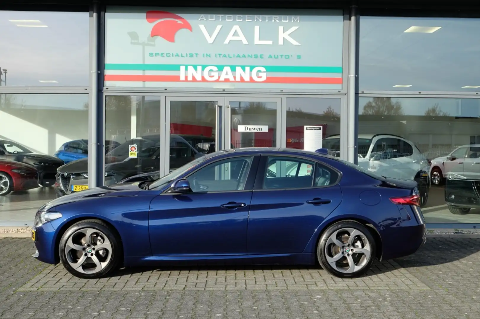 Alfa Romeo Giulia 2.2 AT8 190pk Rwd Carplay Trekhaak Blauw - 2