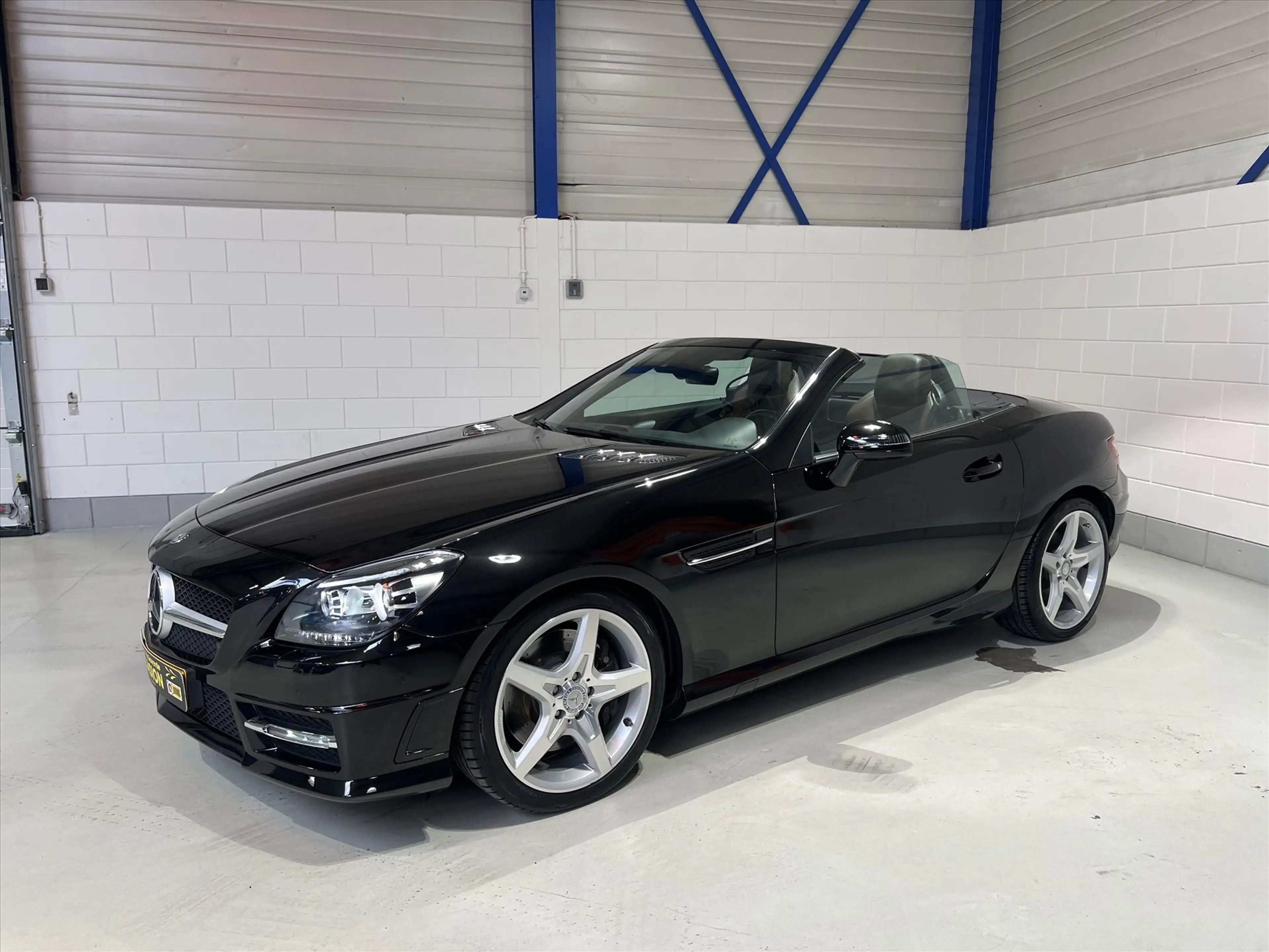 Mercedes-Benz SLK 200 SLK200 AMG AUT7, airscarf, Pano, top-staat — photo 7