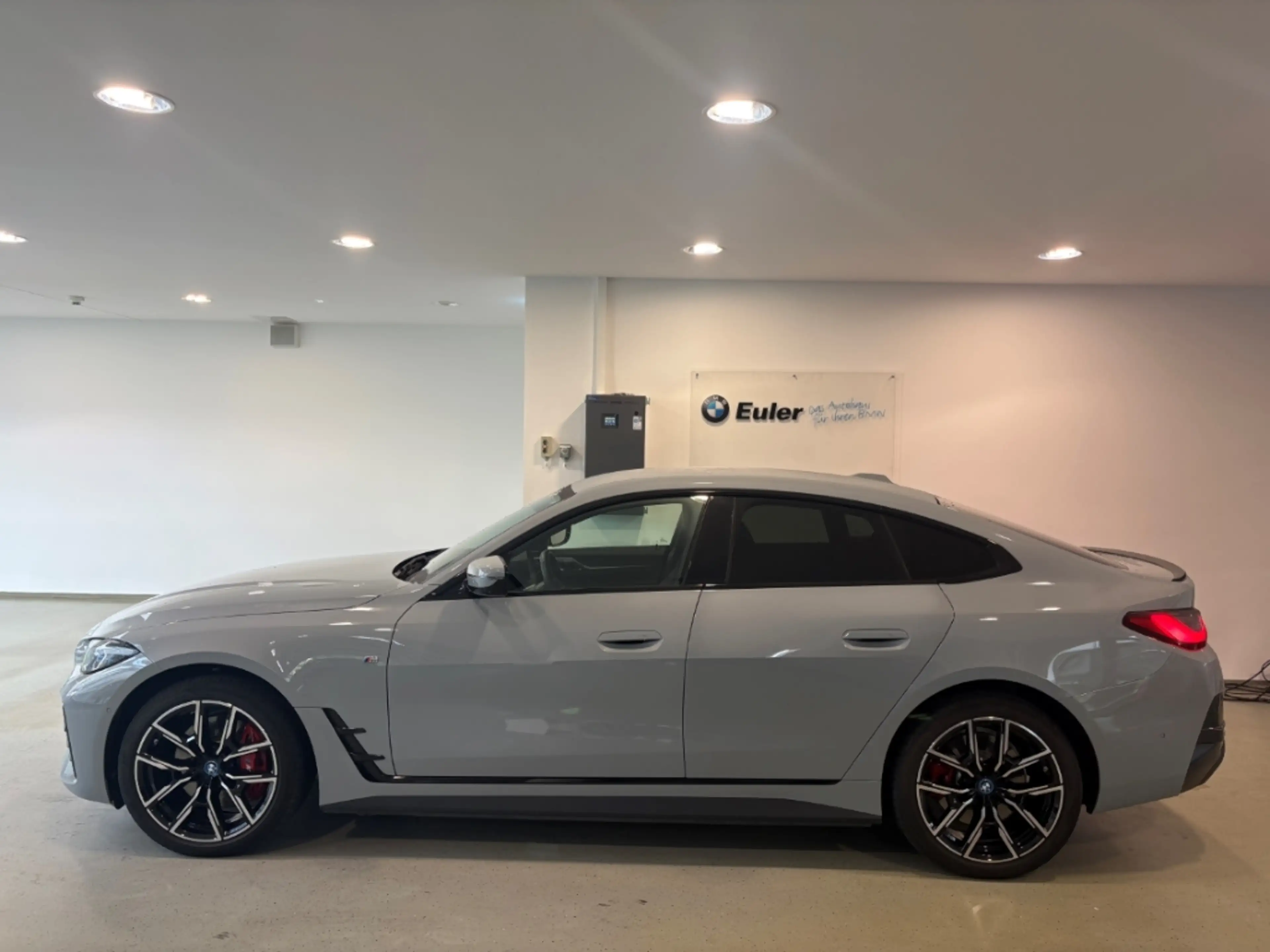 BMW i4 eDrive40 Gran Coupe Sportpaket AD Navi Digitales C — photo 7