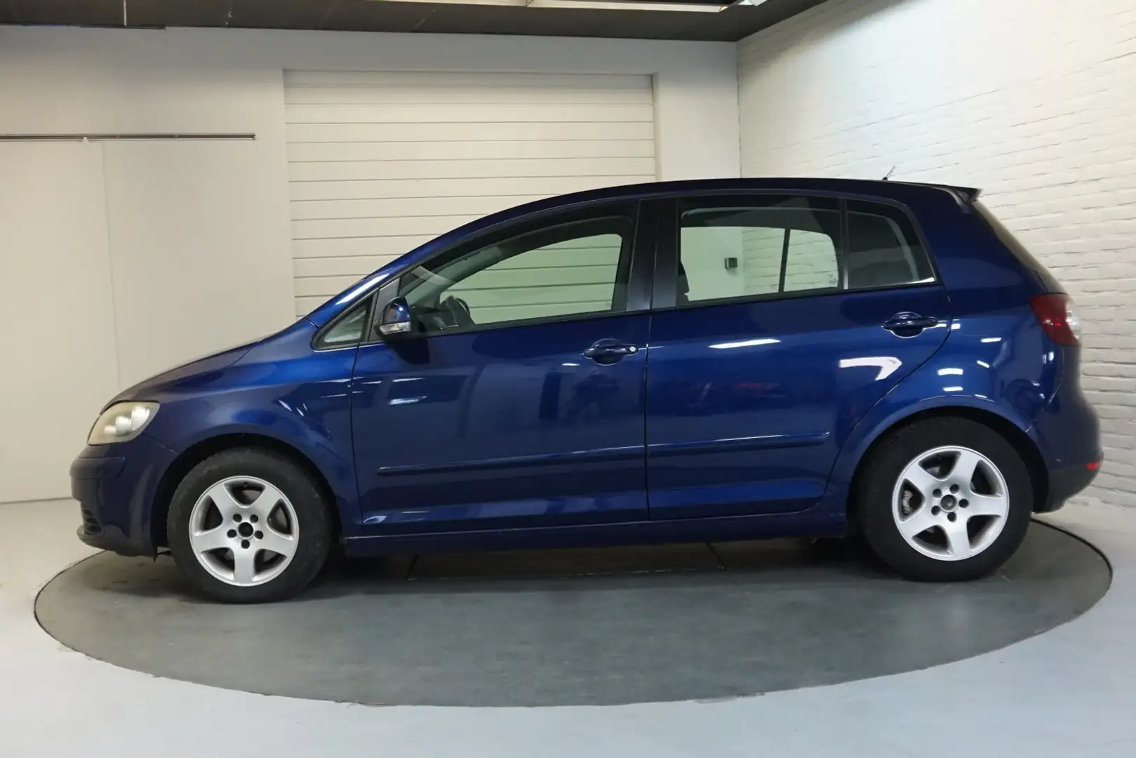 Volkswagen Golf Plus 1.6 FSI Optive 3 Airco ijskoud! | Elekt. ramen | C Blauw - 2