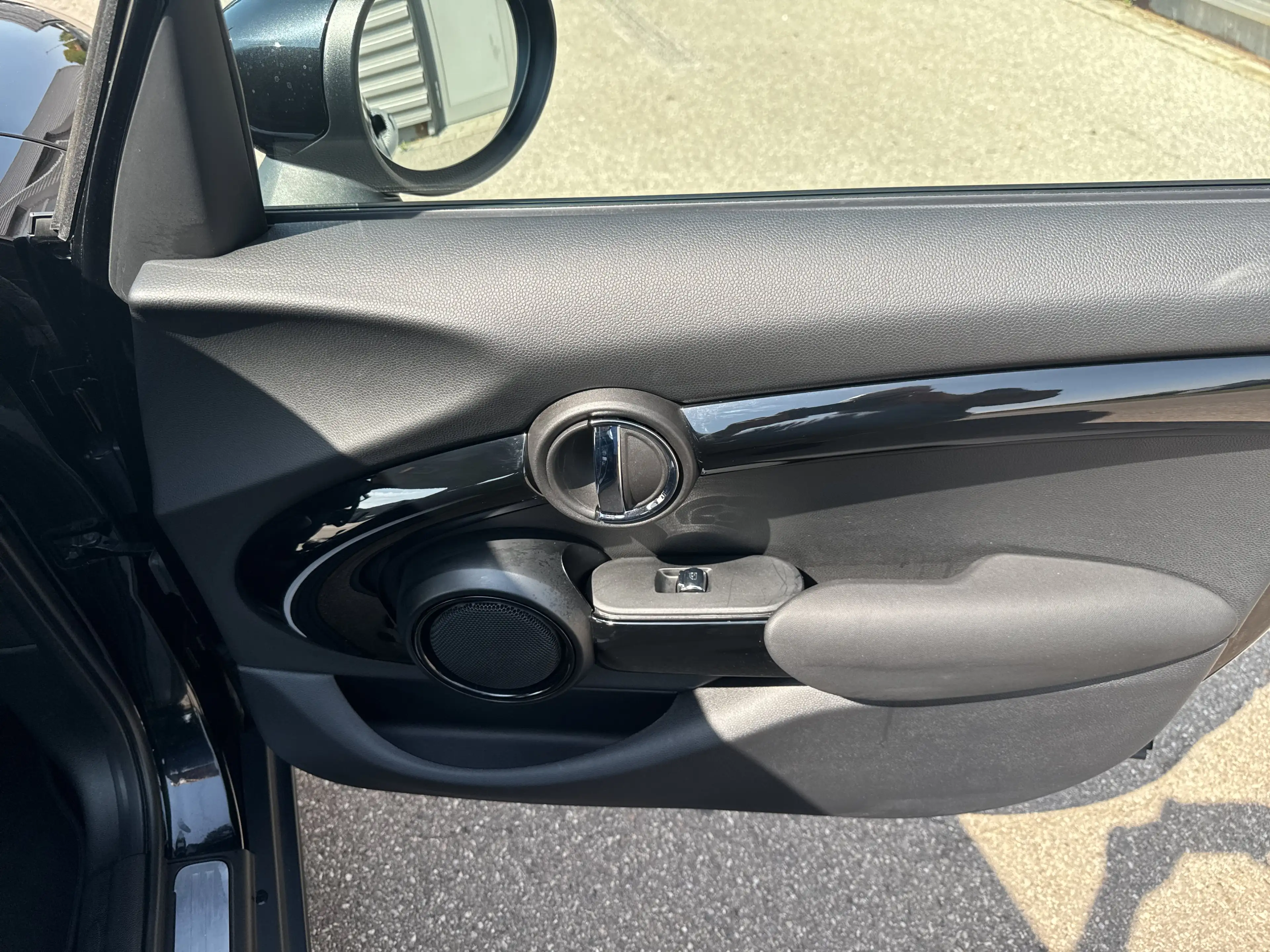 MINI One LED SHZ PDC — photo 13