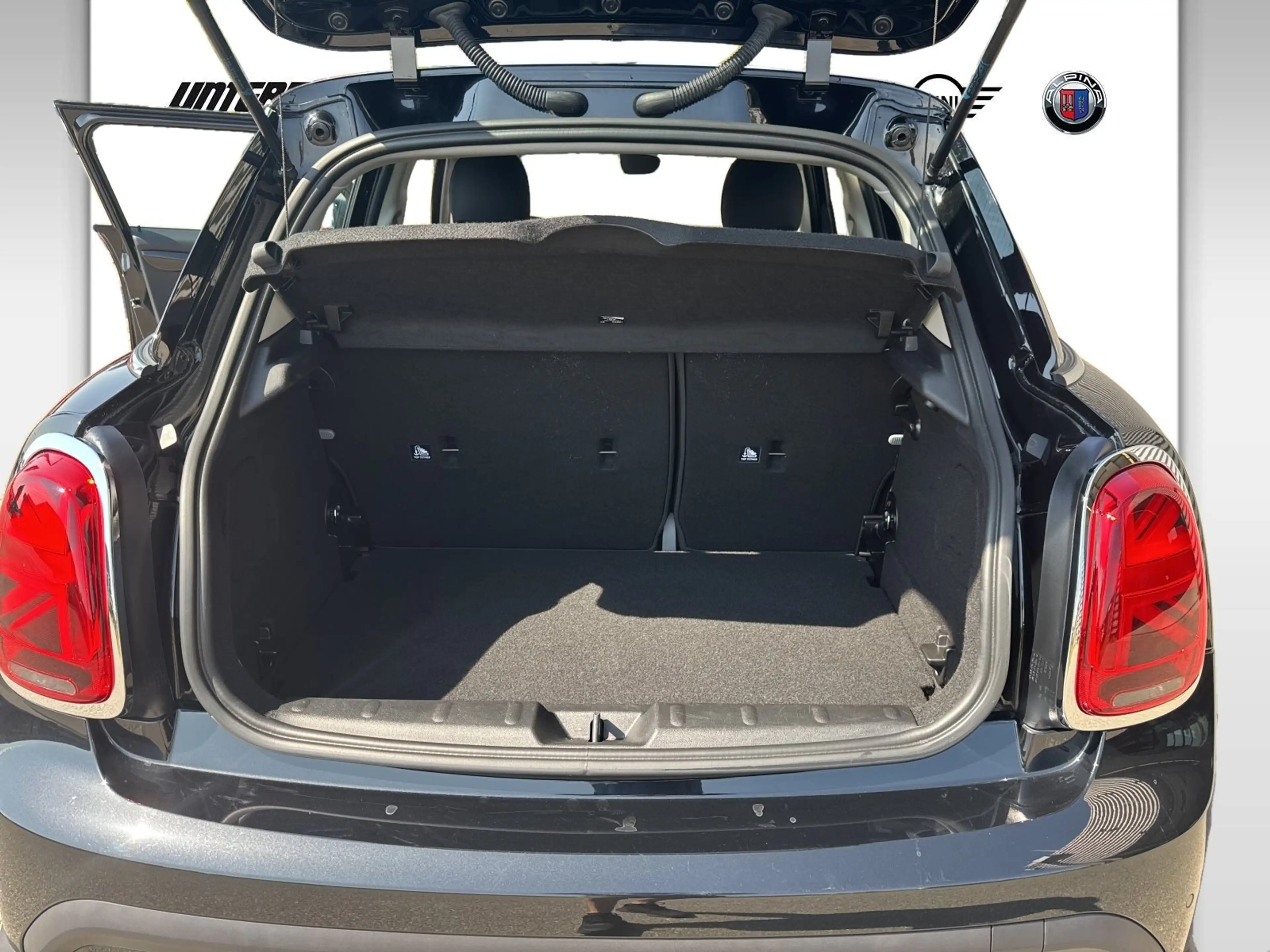 MINI One LED SHZ PDC — photo 12