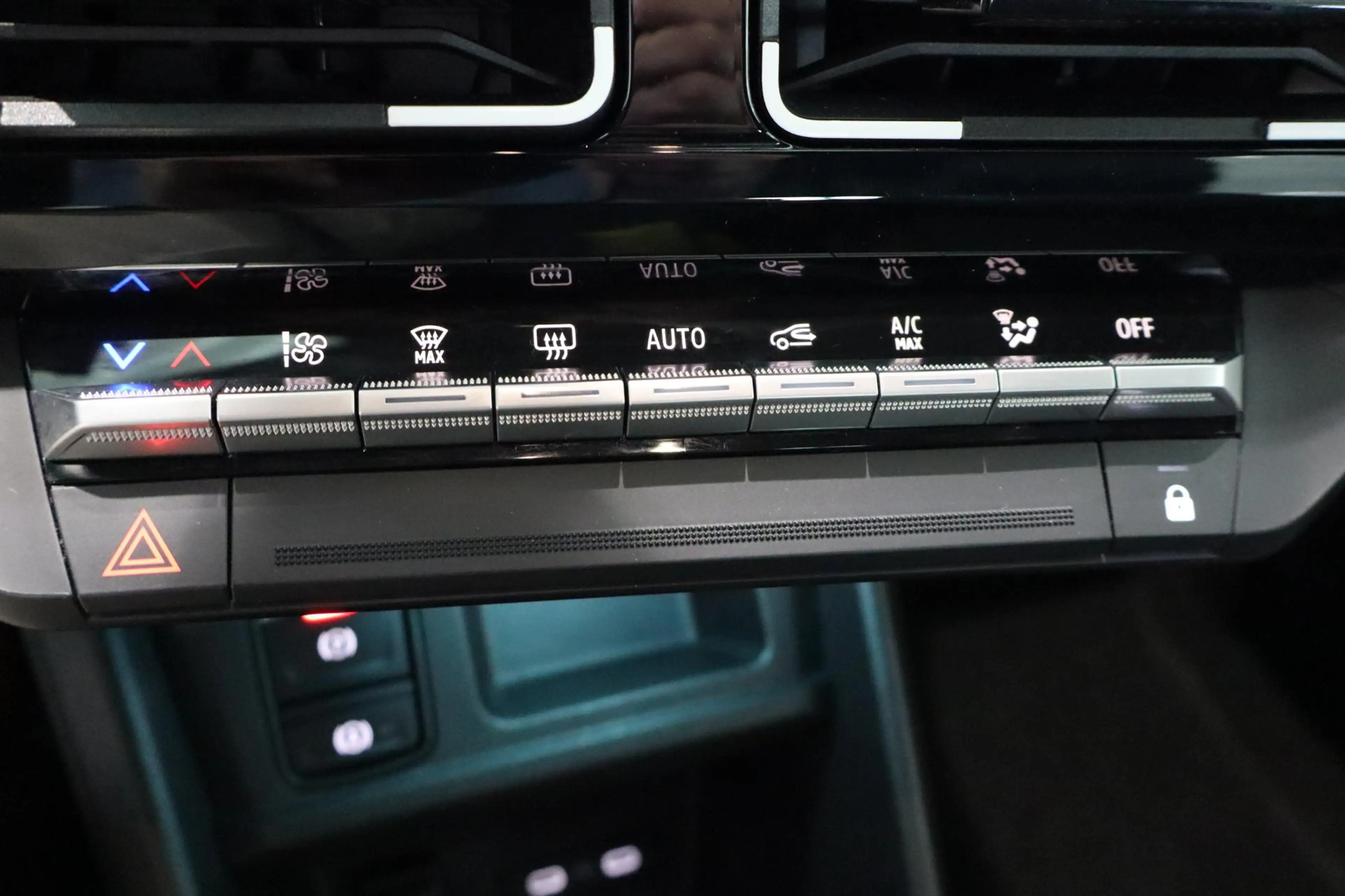 Renault R 5 comfort range techno 52 kWh — photo 13