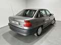 Opel Astra 1.6I 75 cv Sedan GLS Burdeos - thumbnail 2