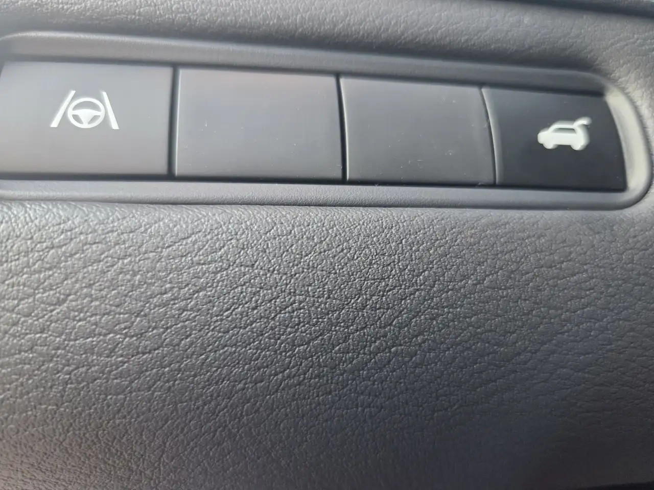 Nissan Armada снимка Nissan Armada