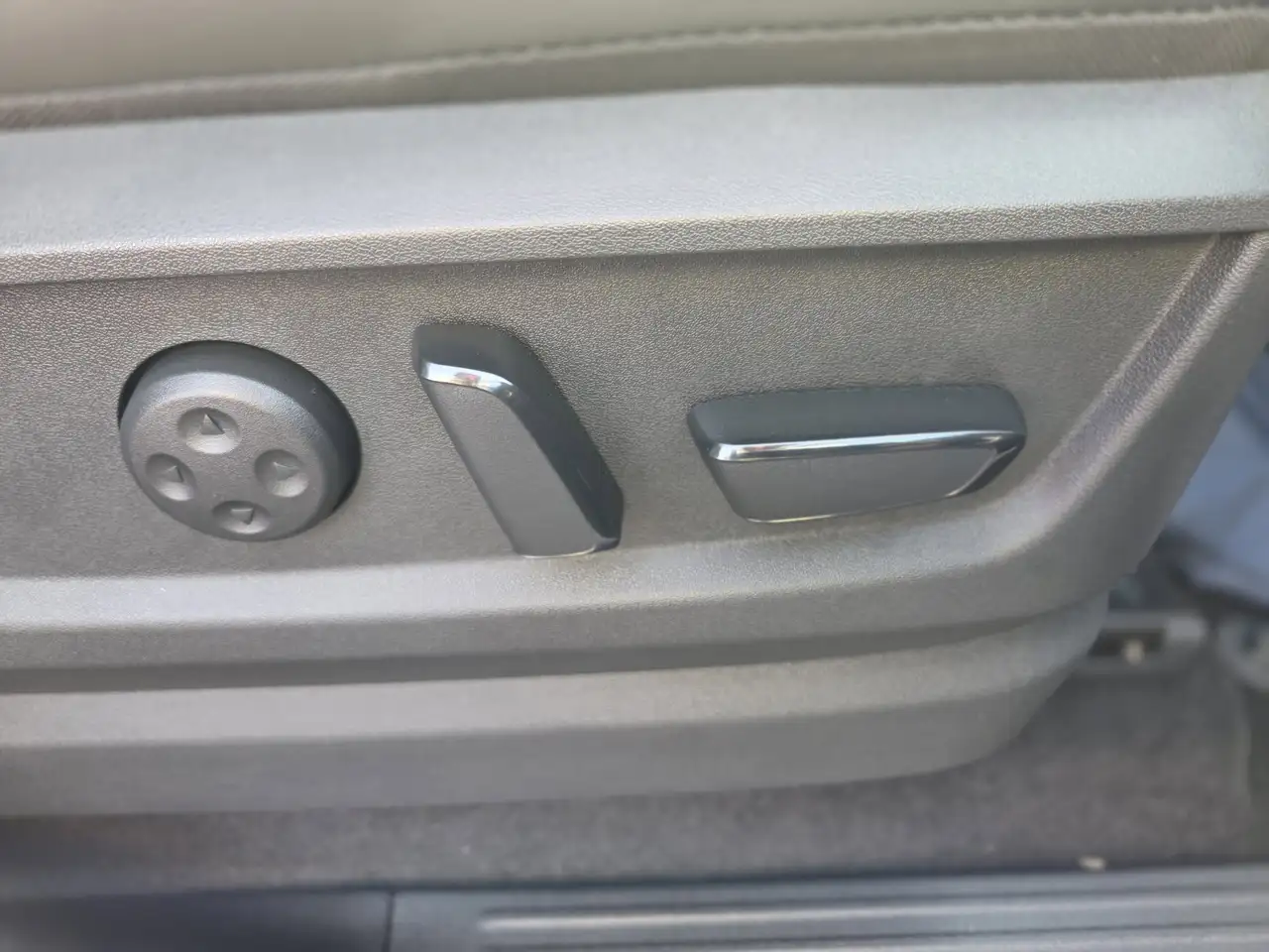 Nissan Armada снимка Nissan Armada