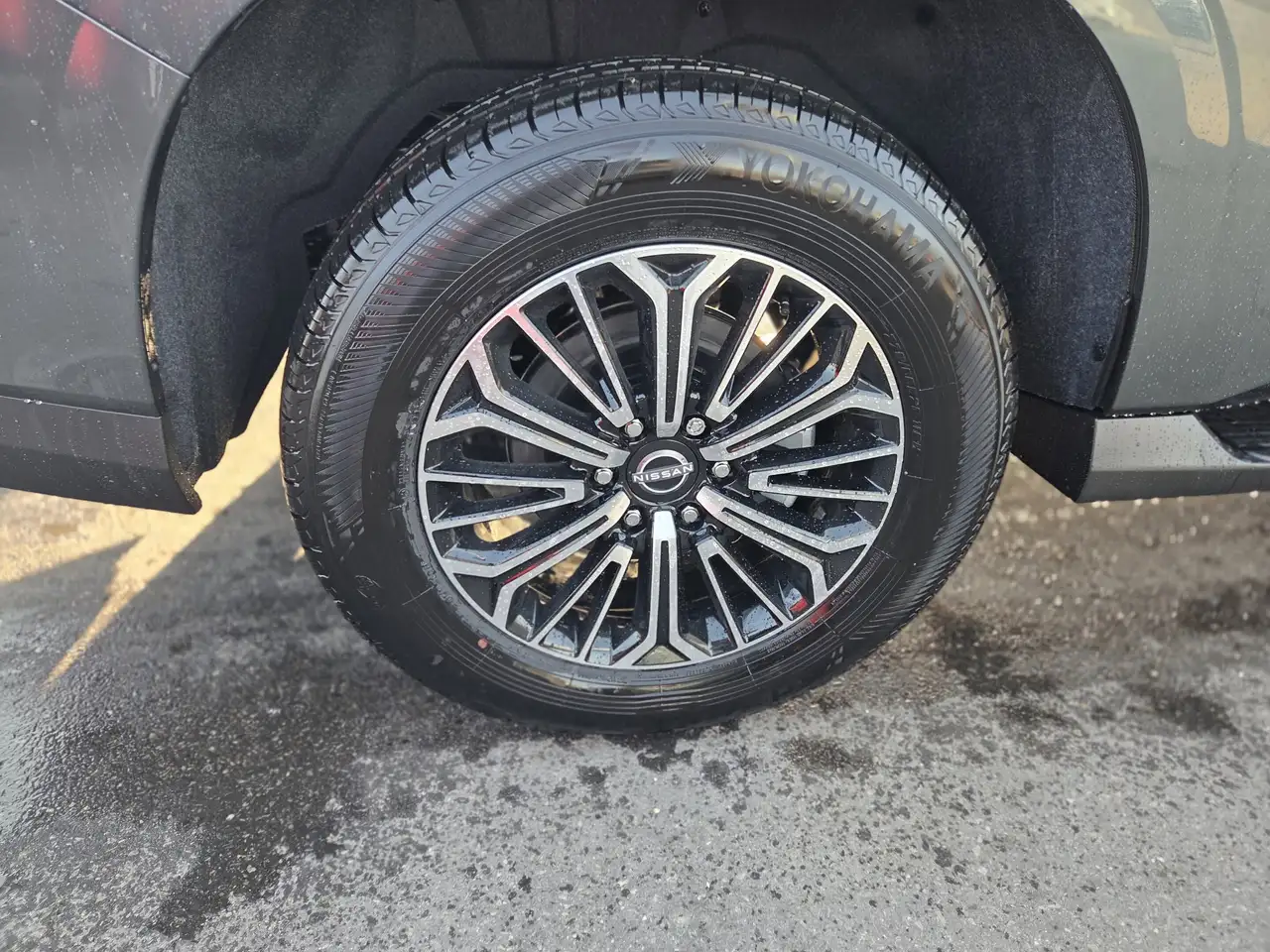 Nissan Armada снимка Nissan Armada