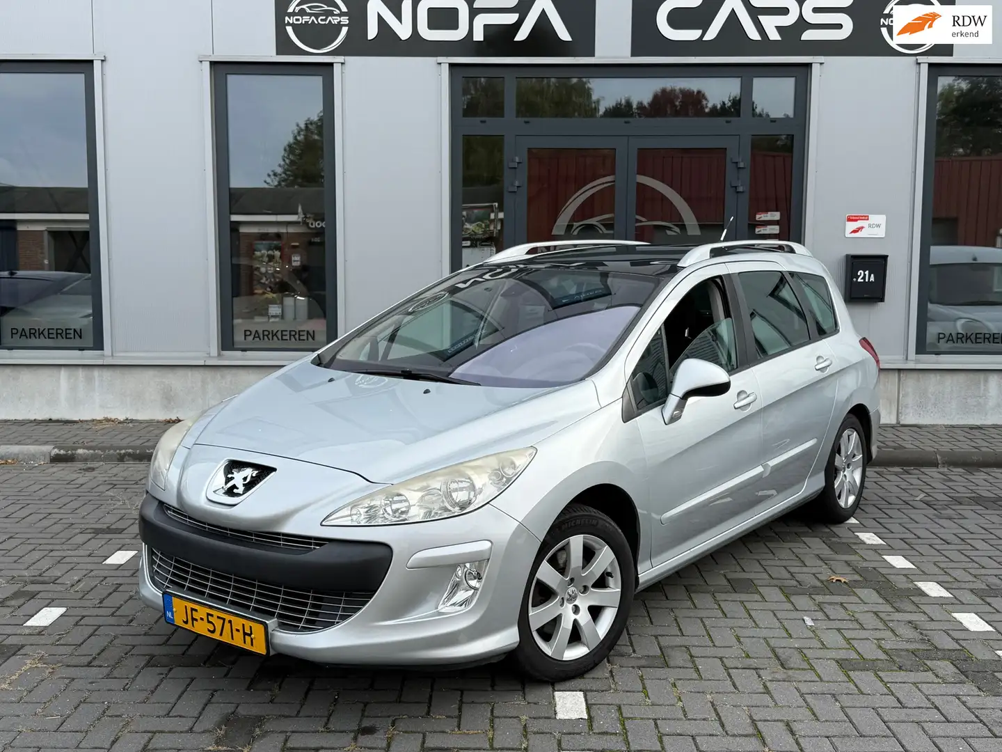 Peugeot 308 SW 1.6 THP XT|Automaat Grijs - 1