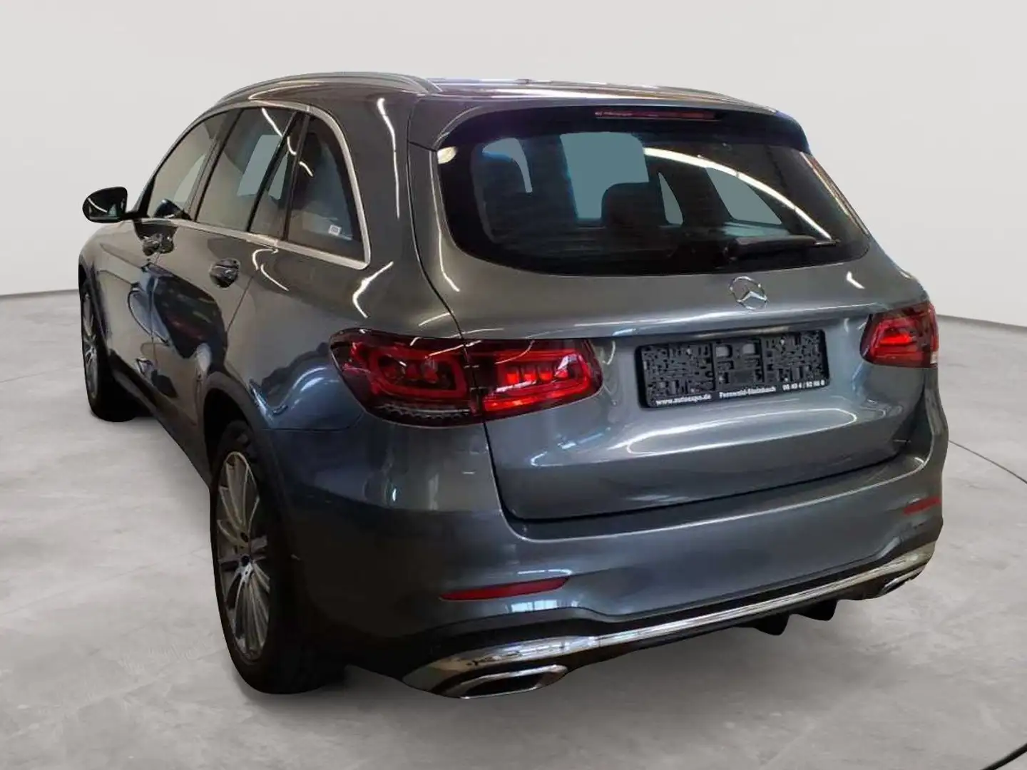 Mercedes-Benz GLC 200 GLC 200 d 4Matic 9G-TRONIC AMG Line Pano Grau - 2