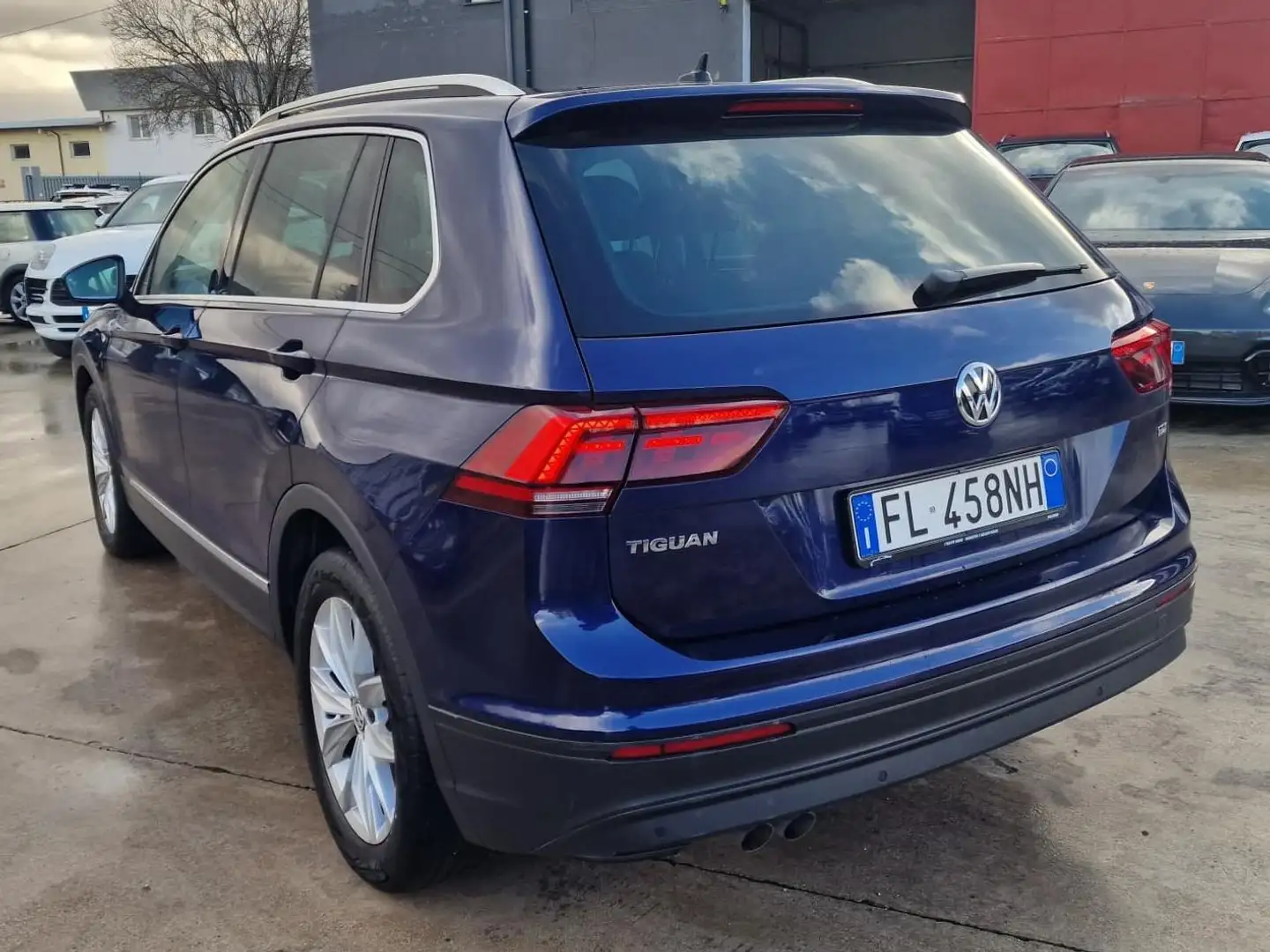 Volkswagen Tiguan Tiguan 1.6 tdi 115cv  unico proprietario virtual Blau - 2