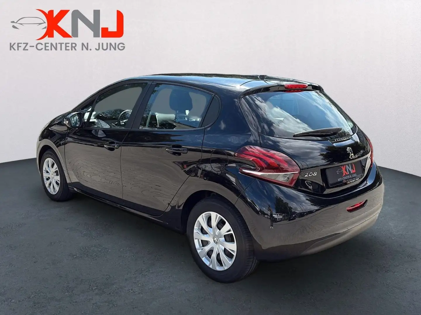Peugeot 208 PureTech Active Facelift | 2. Hand Schwarz - 2