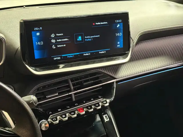 Peugeot 2008 view 15