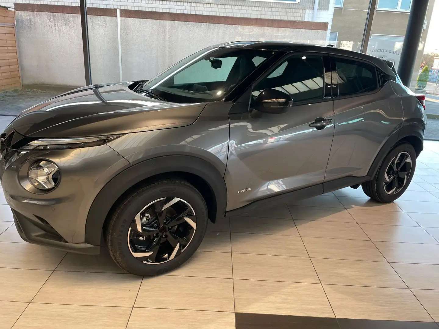 Nissan Juke Hybrid N-Connecta *Klimaautom.*Sitzheizung* Grau - 2