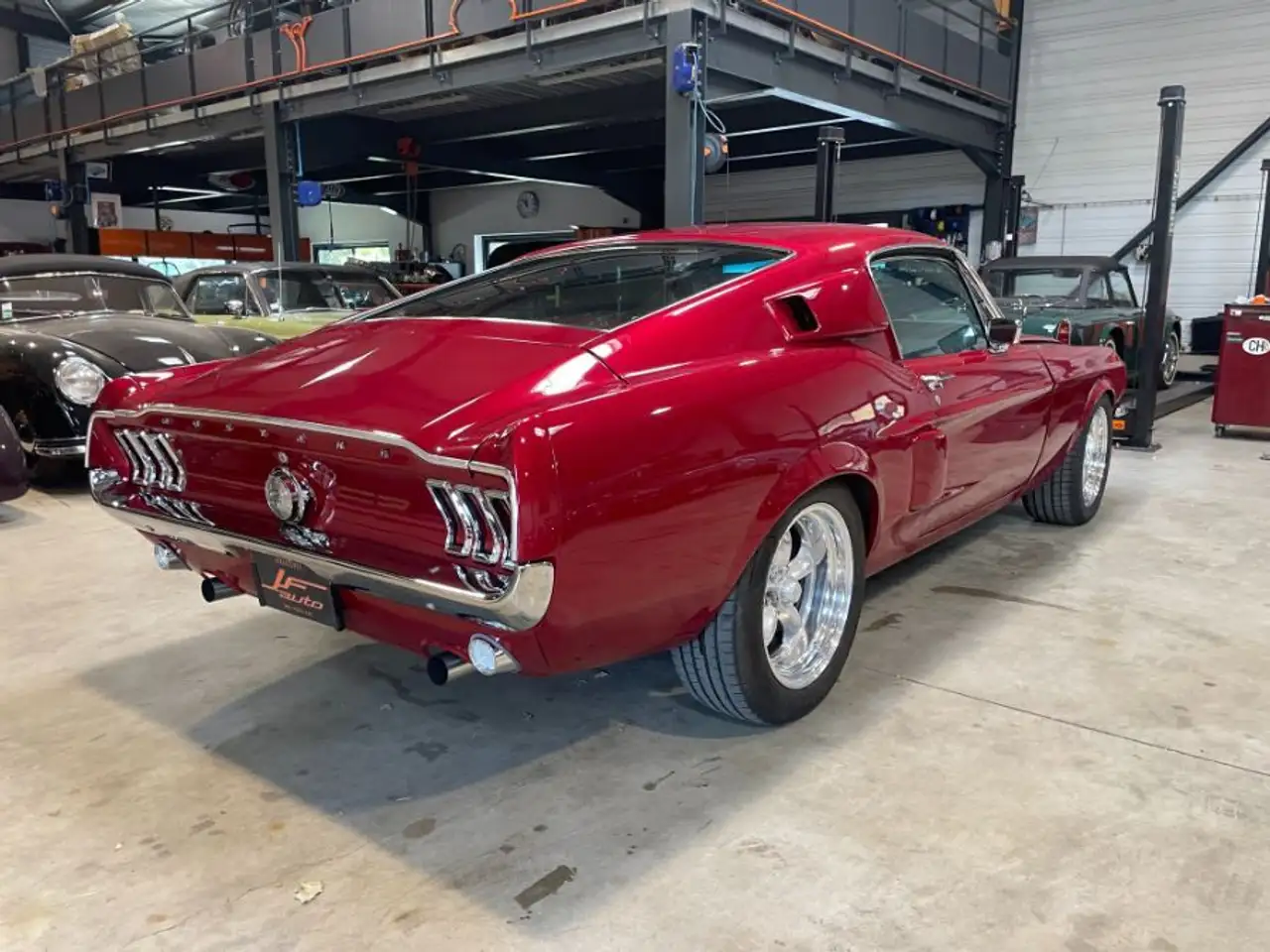 Ford Mustang FASTBACK, foto 12