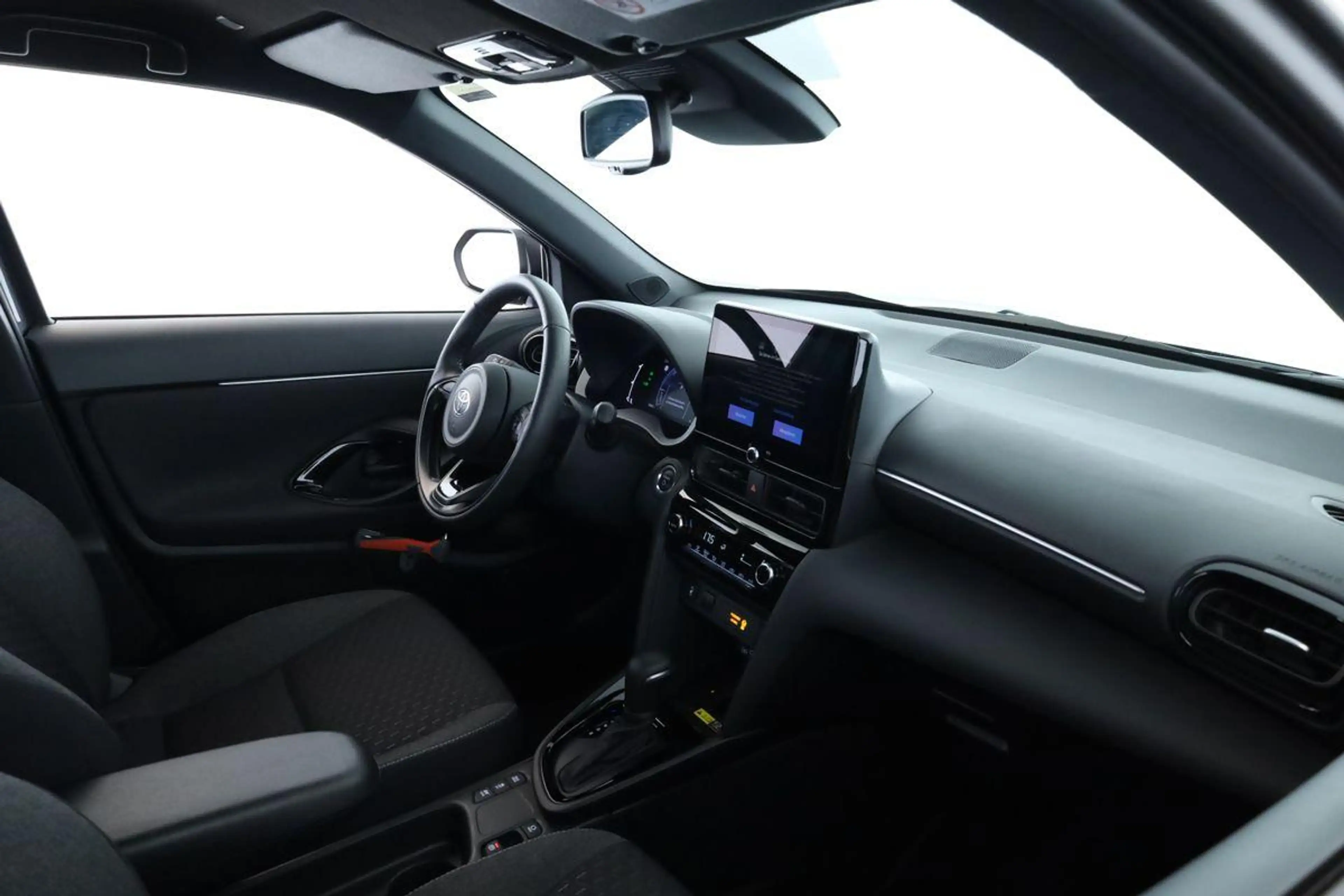 Toyota Yaris Cross Hybrid Teamplayer LED Nav SitzHZ Kam — photo 13
