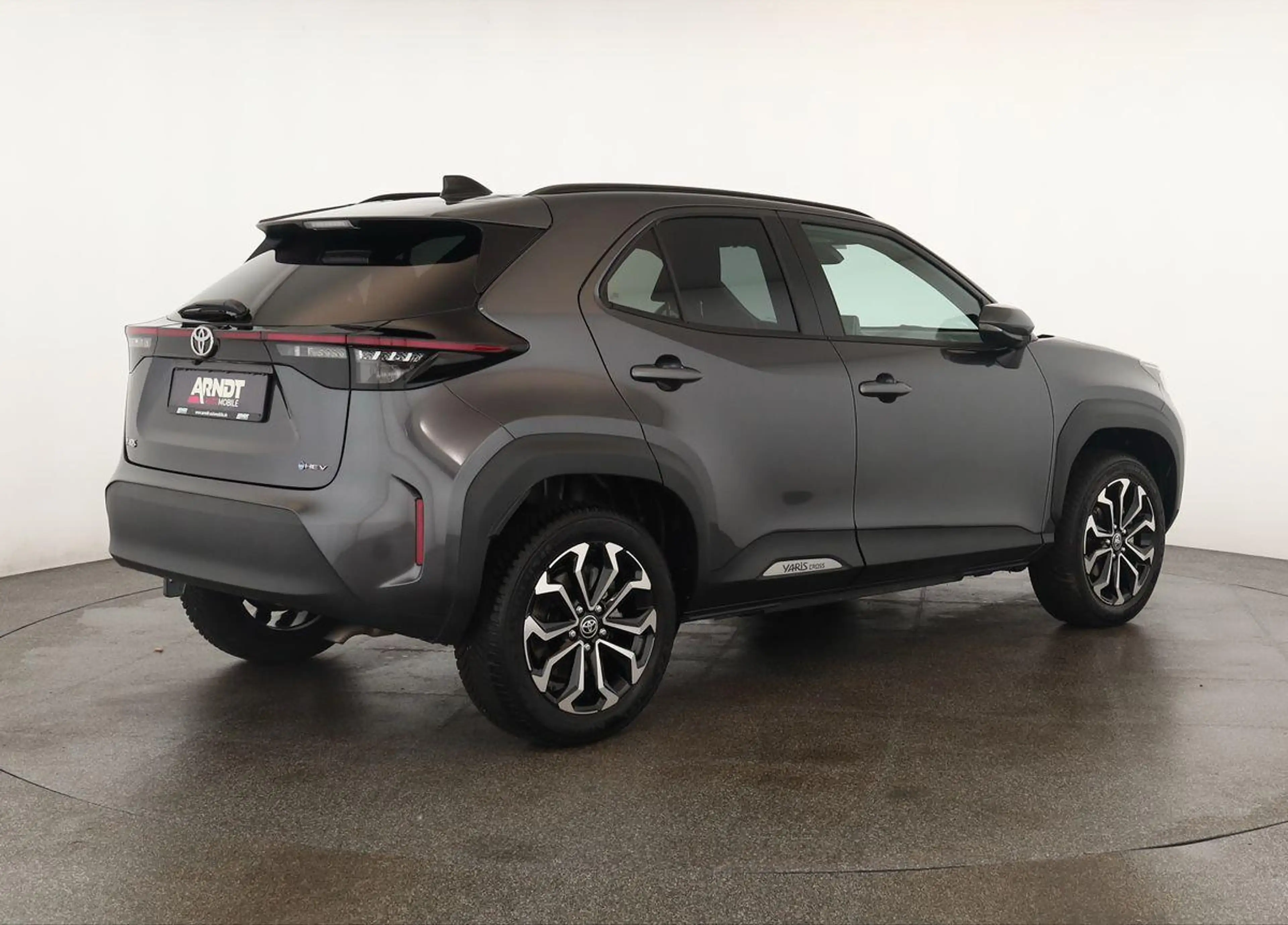 Toyota Yaris Cross Hybrid Teamplayer LED Nav SitzHZ Kam — photo 5