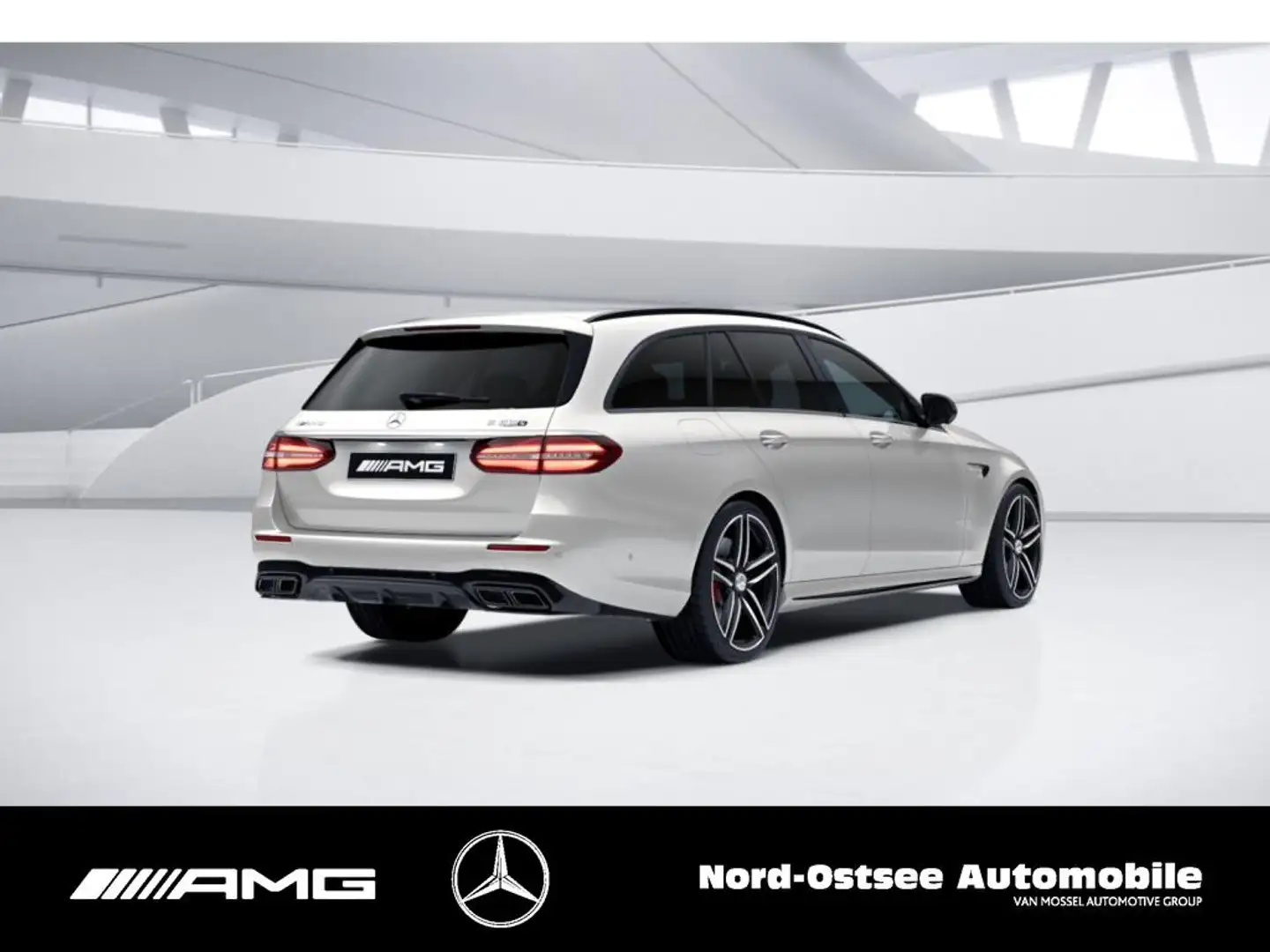 Mercedes-Benz E 63 AMG E 63 S T AMG 4M+ COMAND PANO 360 DISTRO NIGHT Alb - 2