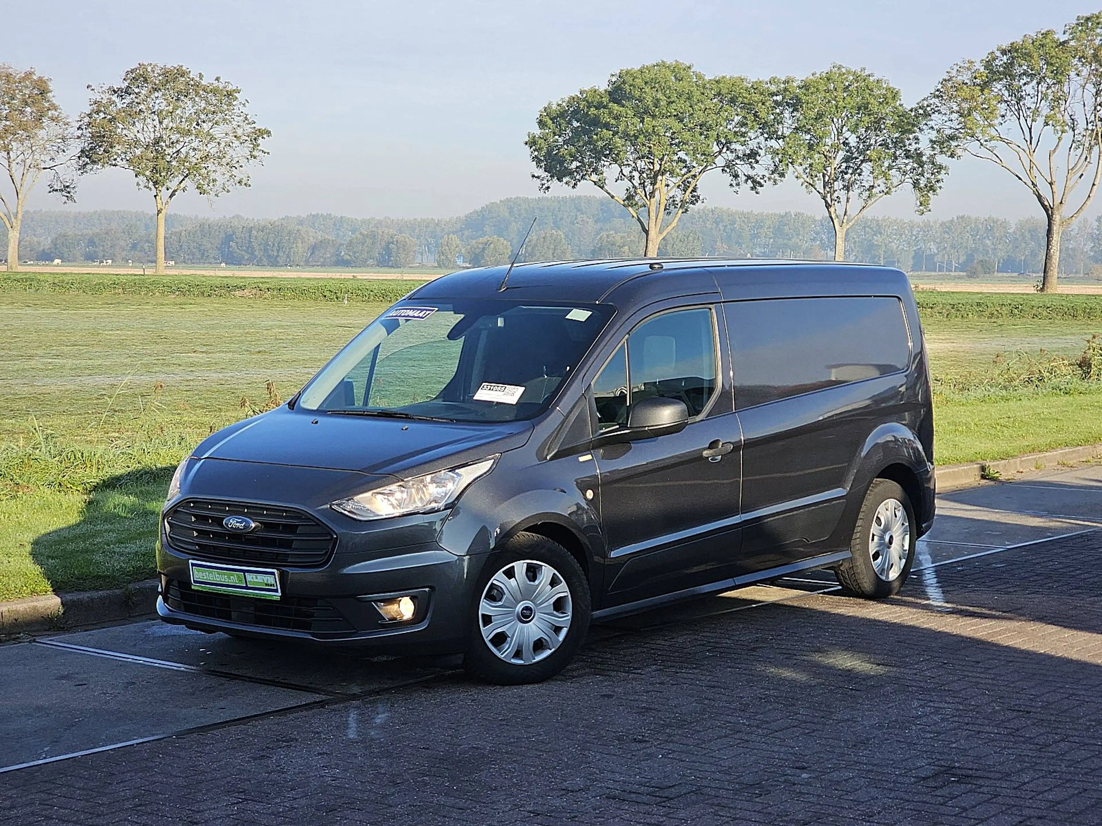 Ford Transit Connect 1.5 — photo 2