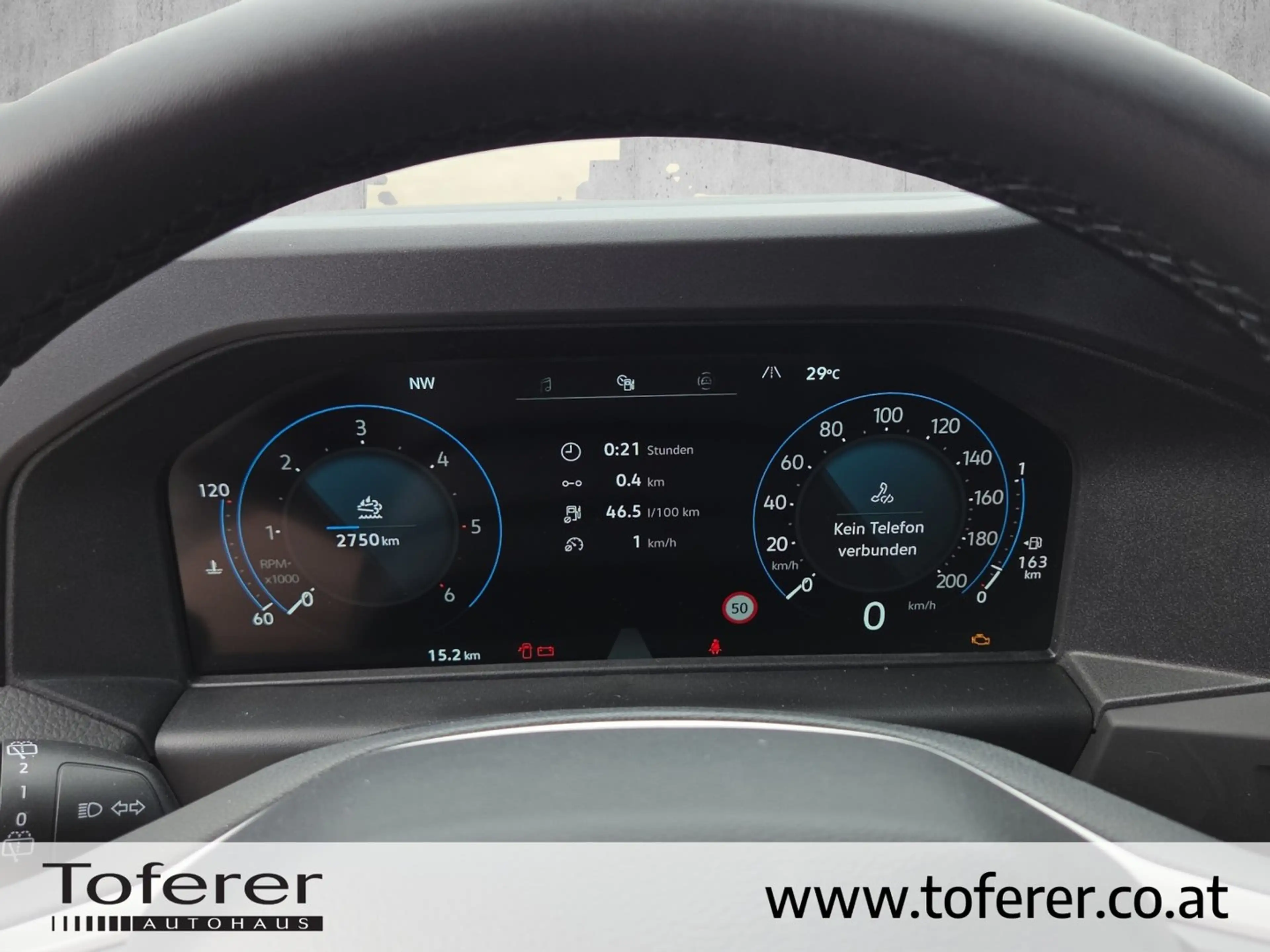 Volkswagen T7 Caravelle VW T7 Caravelle LR TDI — photo 13