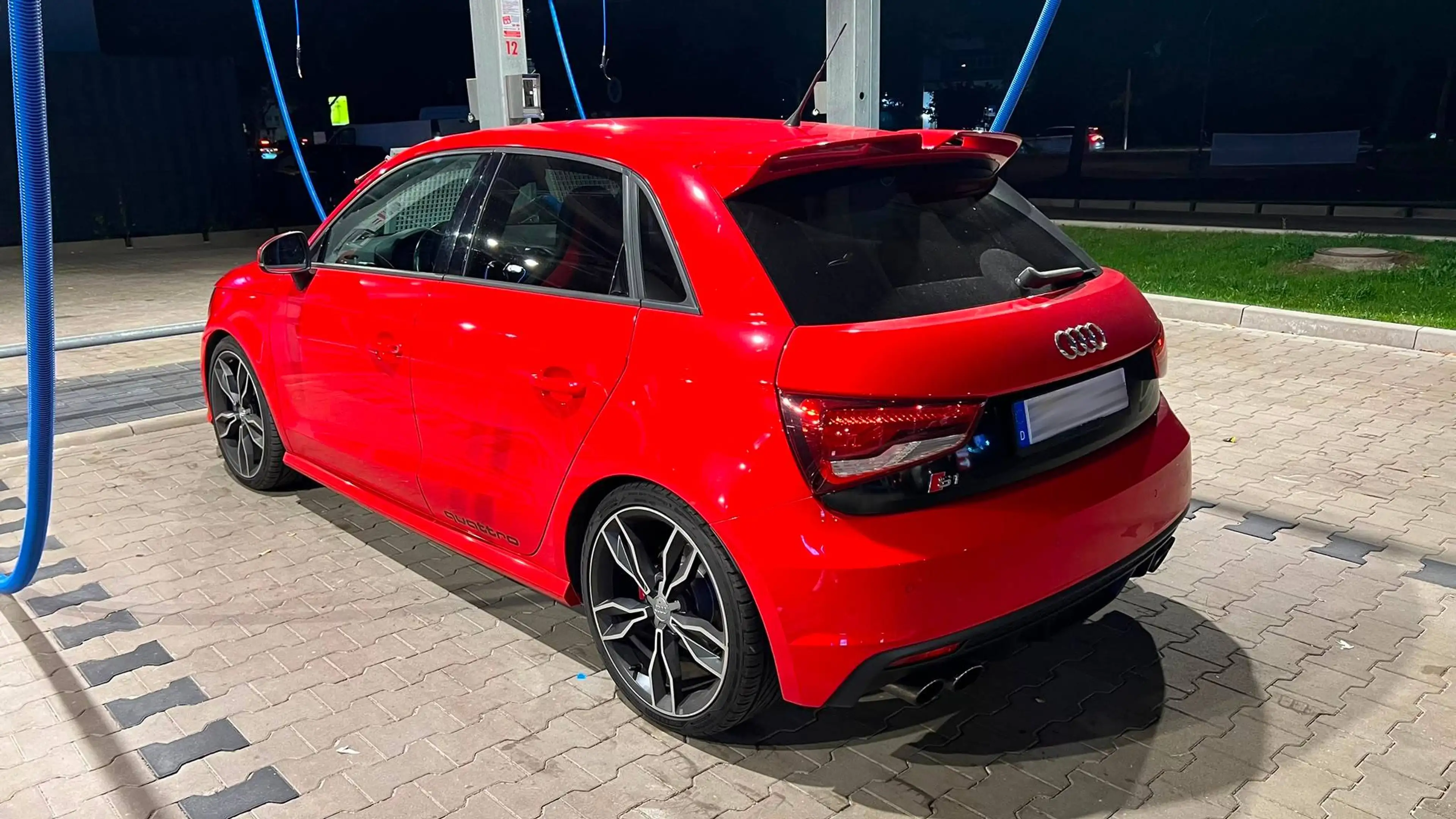 Audi S1 2.0 TFSI quattro — photo 7