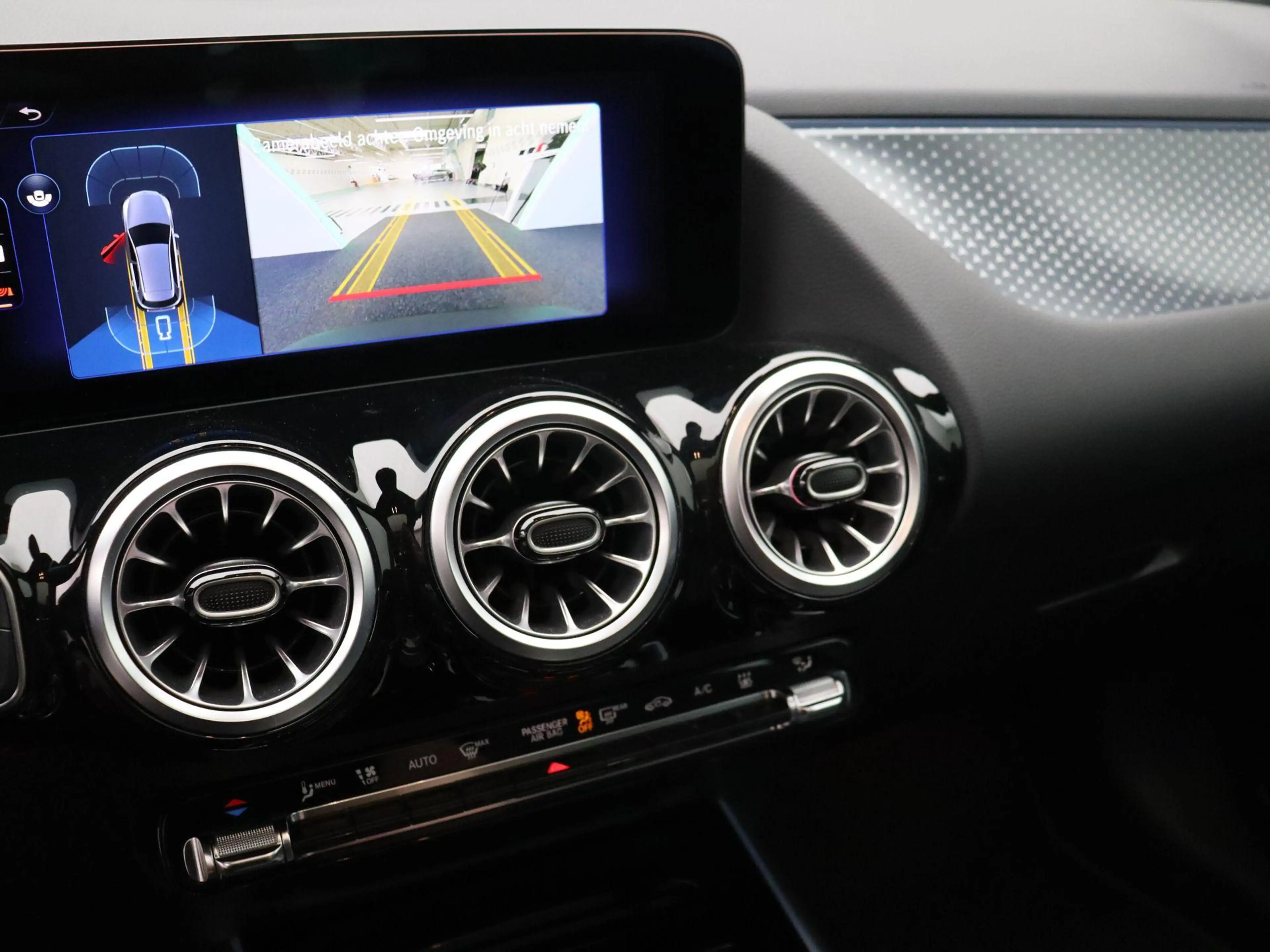 Mercedes-Benz EQA 250 250+ Business Line + PANORAMISCH DAK + CARPLAY + C — photo 15