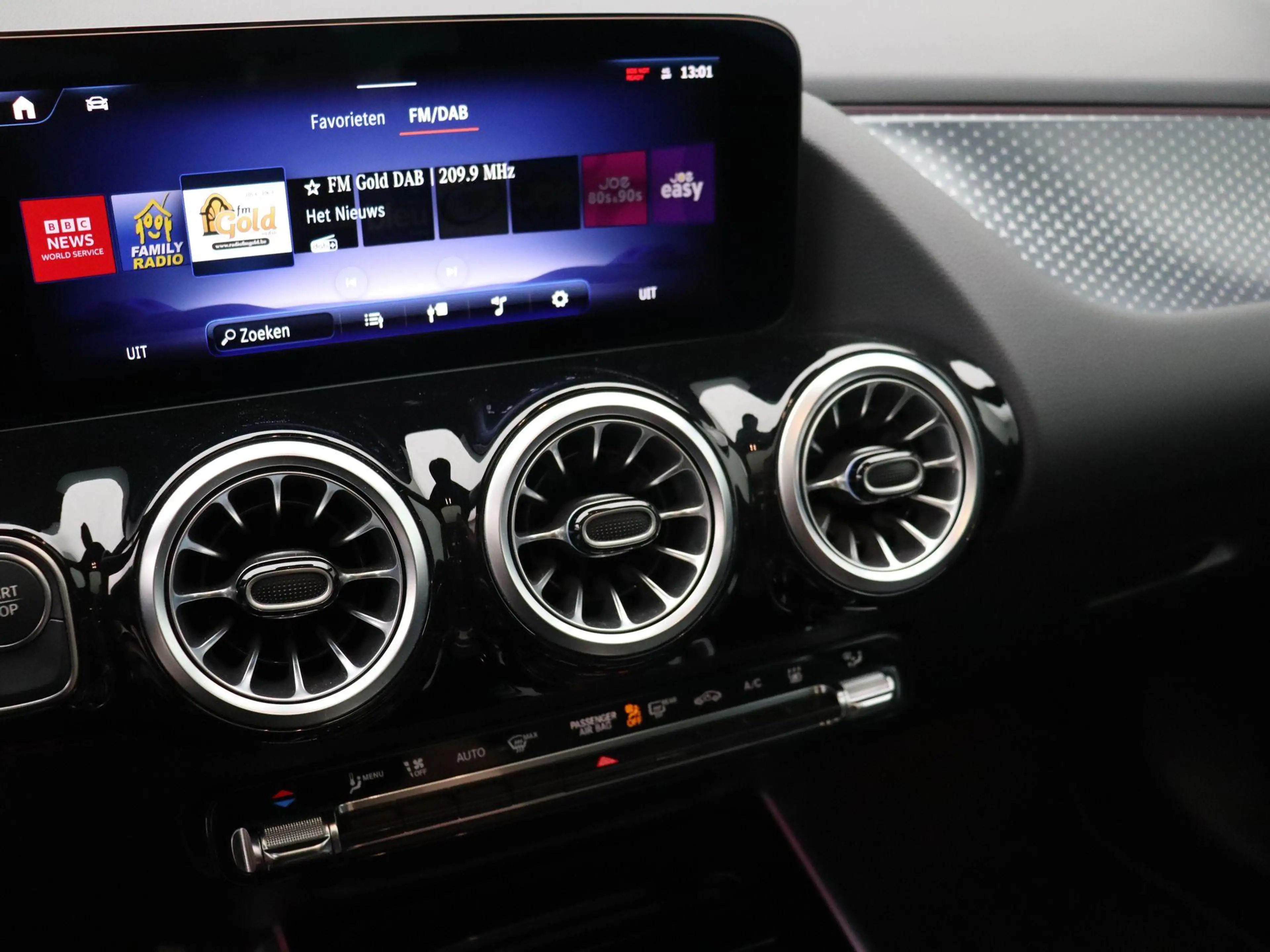 Mercedes-Benz EQA 250 250+ Business Line + PANORAMISCH DAK + CARPLAY + C — photo 13