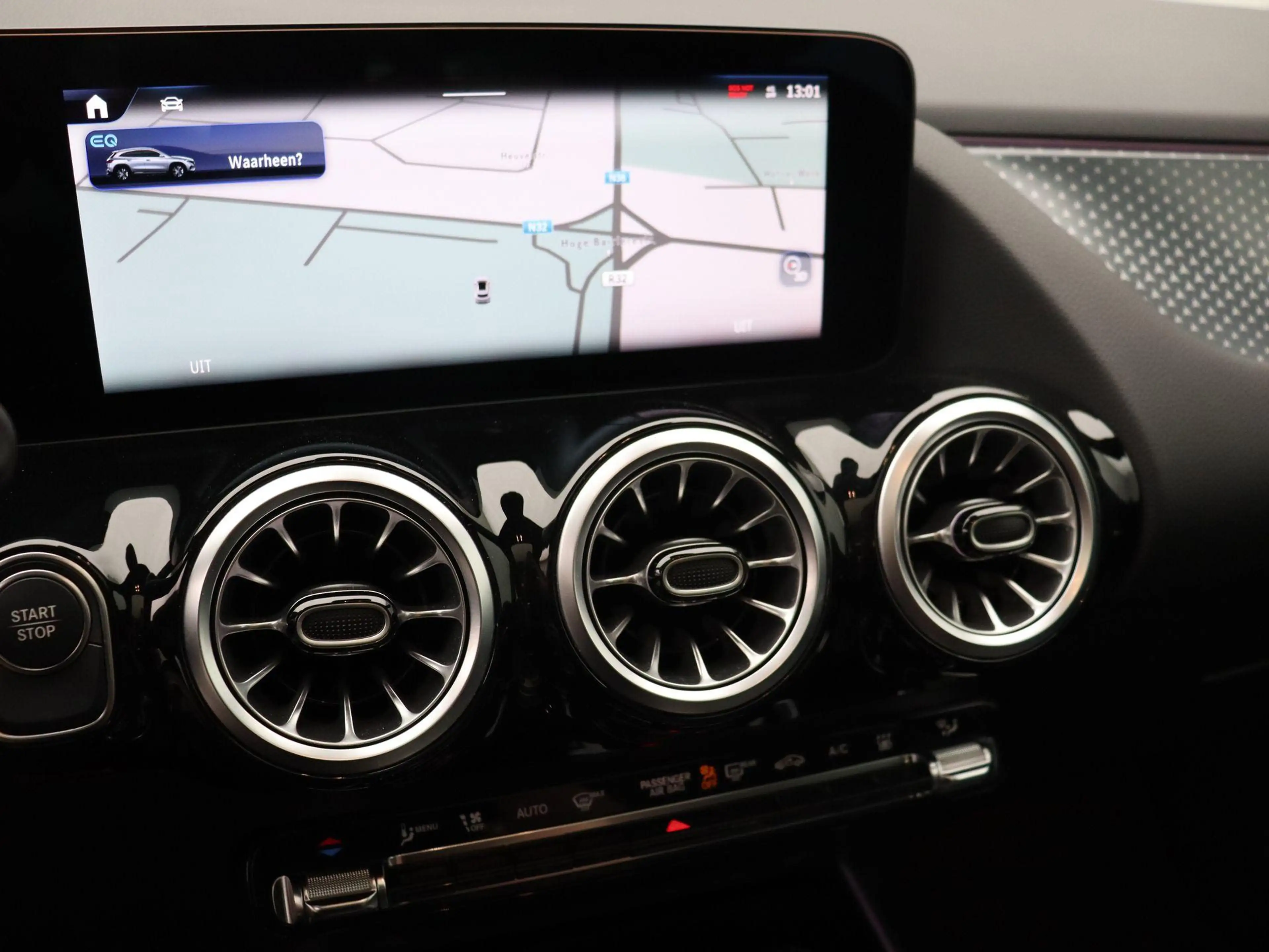 Mercedes-Benz EQA 250 250+ Business Line + PANORAMISCH DAK + CARPLAY + C — photo 14