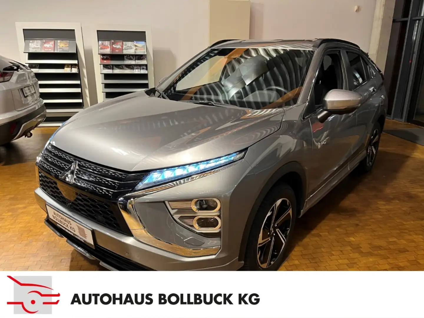 Mitsubishi Eclipse Cross Plus Black Hybrid Cr.PHEV PLUS Select 4WD StandHZG Grau - 1