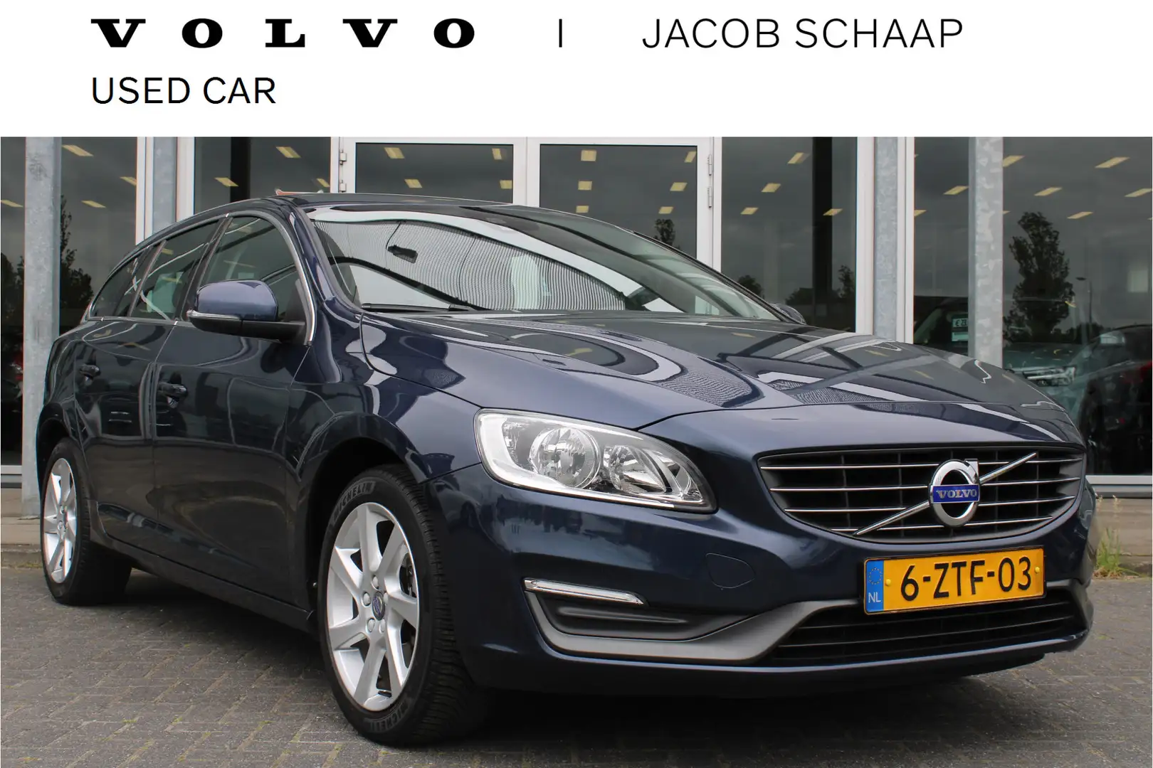 Volvo V60 T3 Momentum | Trekhaak | Cruise Control | Climate Bleu - 1