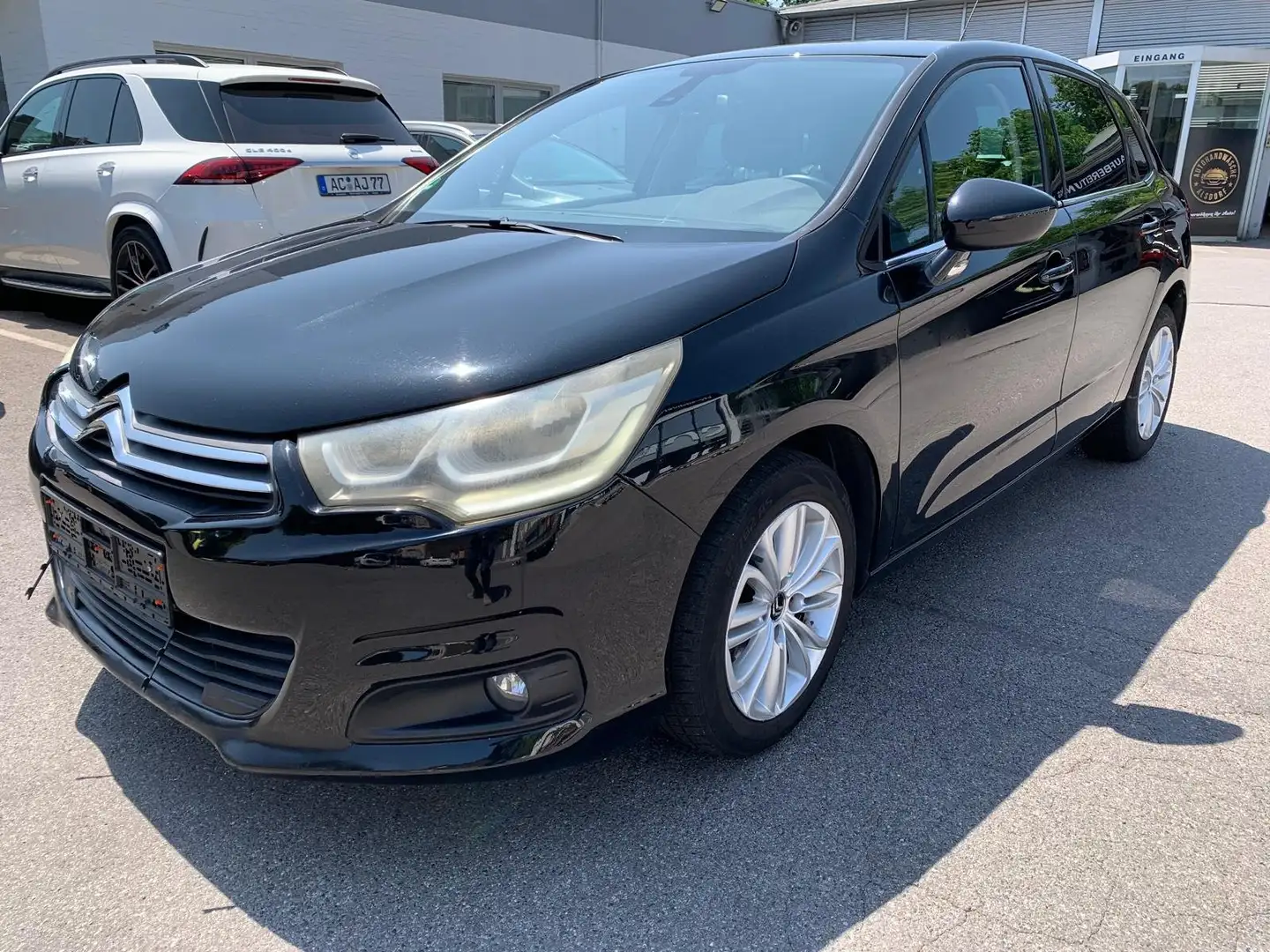 Citroen C4 1.2 StartStop Schwarz - 2