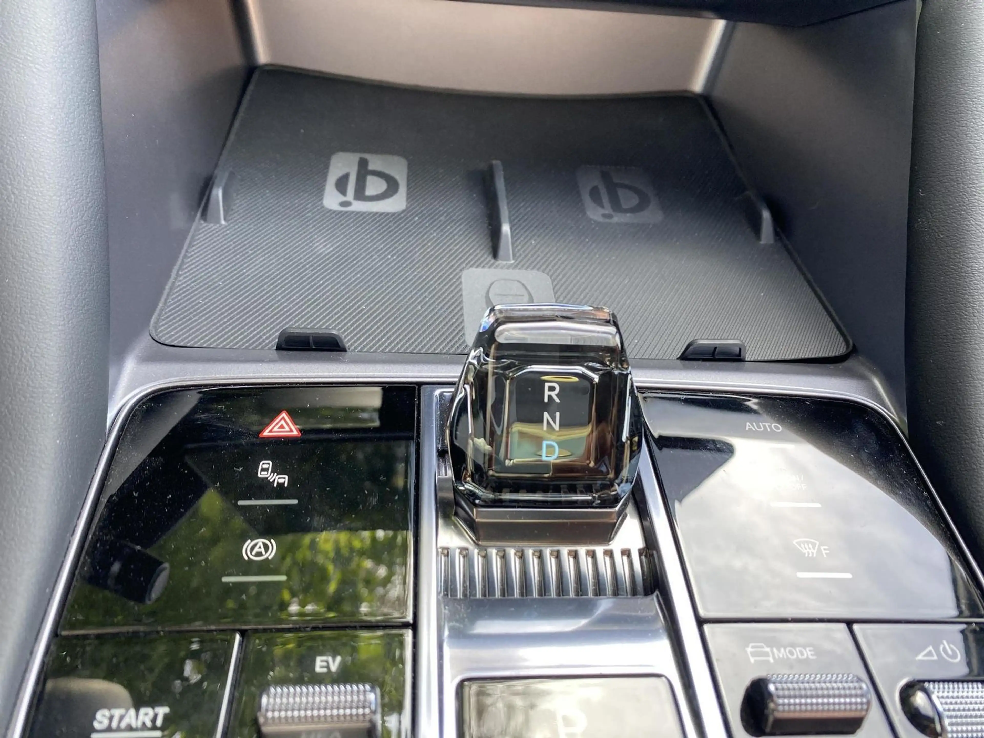 BYD Seal U DM-I Boost Kamera Navi — photo 11