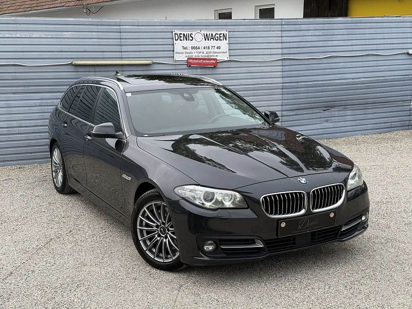 BMW 530 d xDrive Touring Aut. Facelift Schwarz - 1