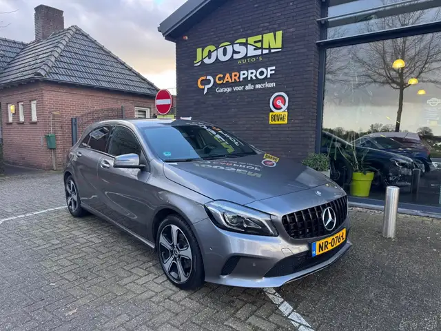 Mercedes-Benz 160 PRESTIGE