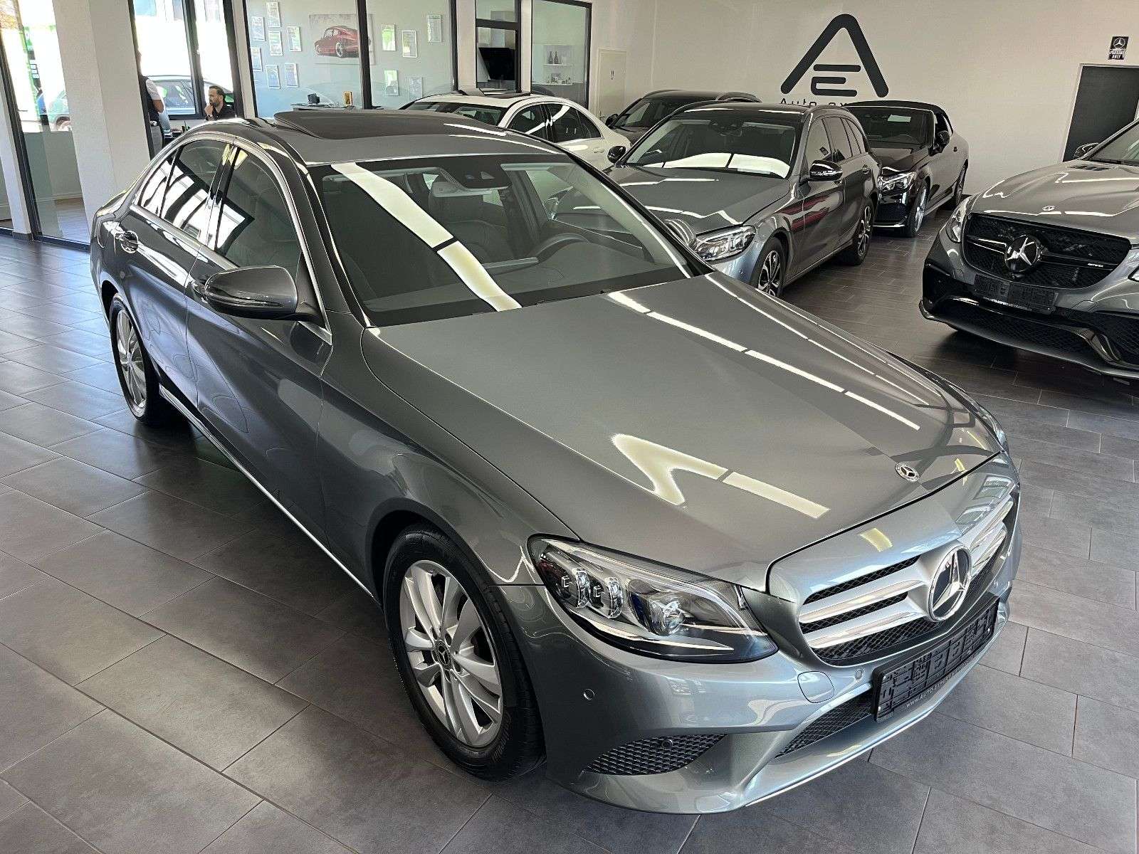 Second hand Mercedes Benz C-Class 180