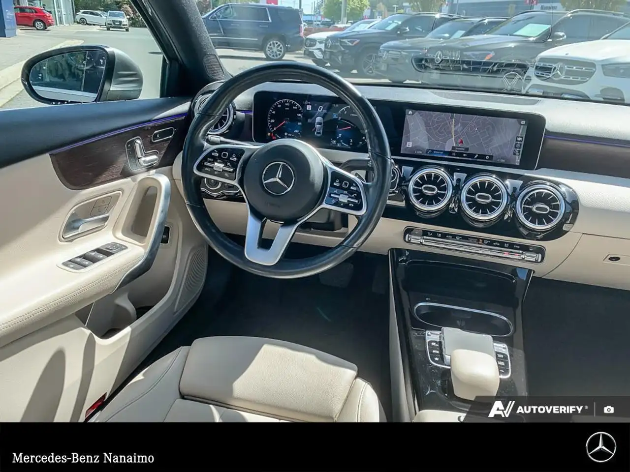 Mercedes-Benz A-Class снимка Mercedes-Benz A-Class