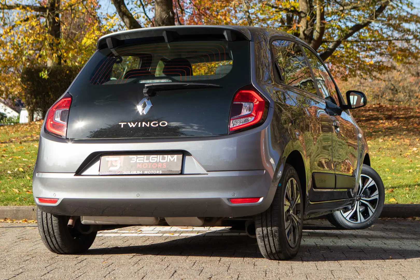 Renault Twingo - 1.0i - Zen - Carplay - Heat Seats - VAT Gris - 2