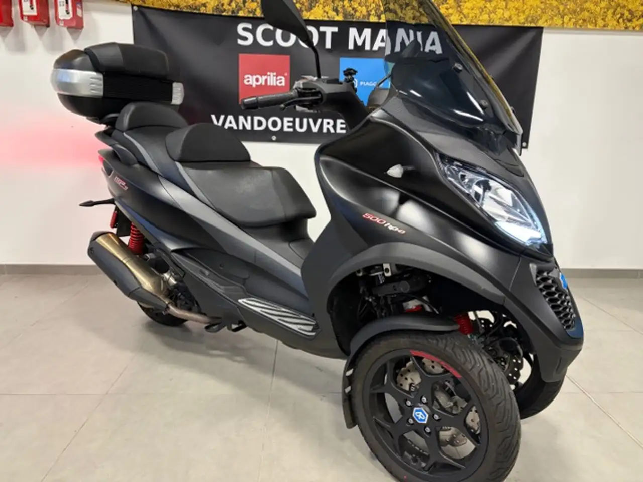 Piaggio MP3 500