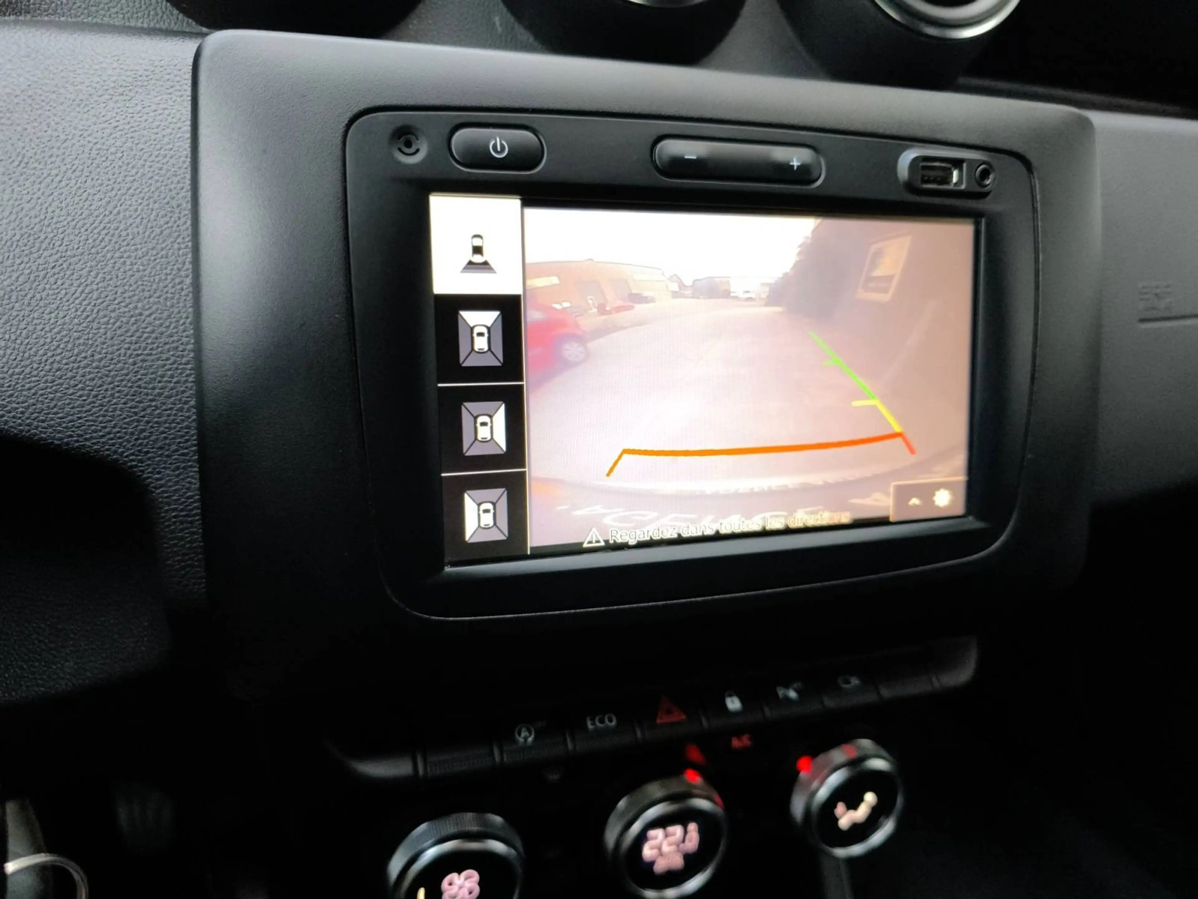 Dacia Duster Duster 1.5 Blue dCi - CARPLAY - GARANTIE 12M — photo 14