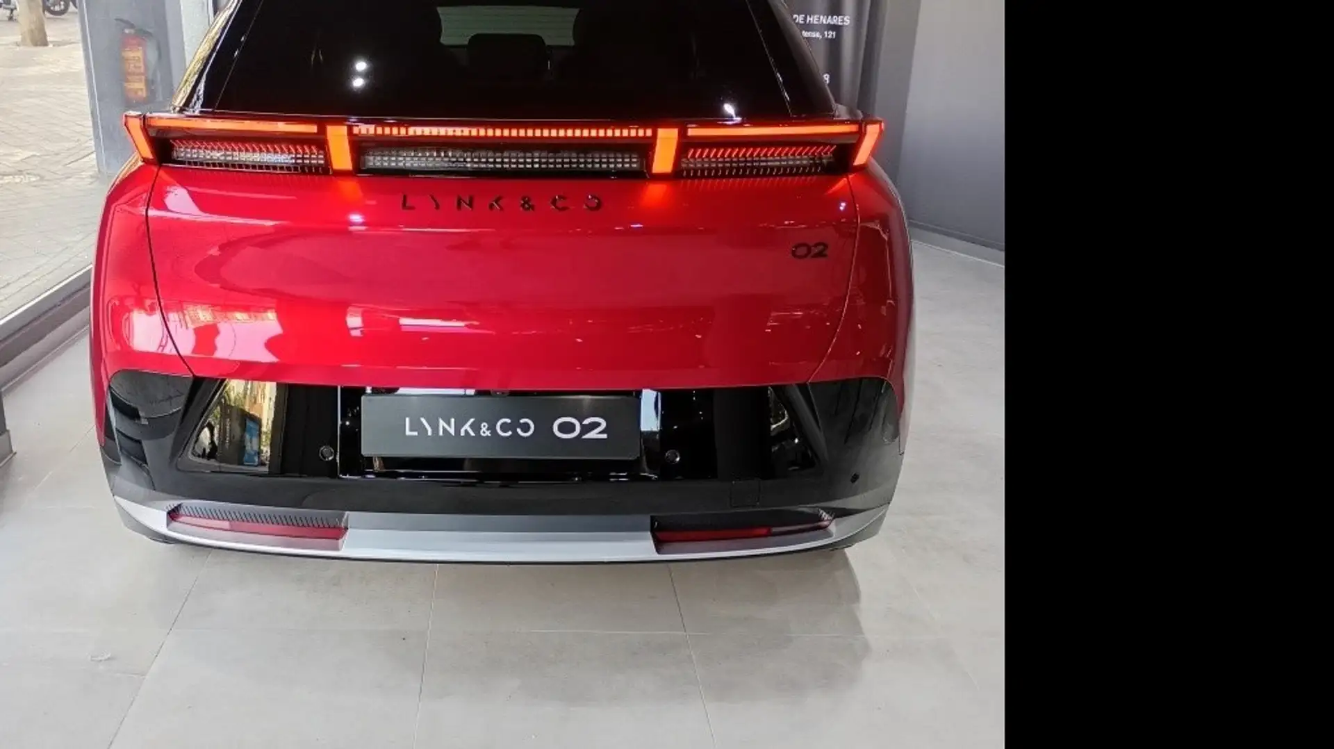 Lynk & Co 02 Eléctrico More Burdeos - 2