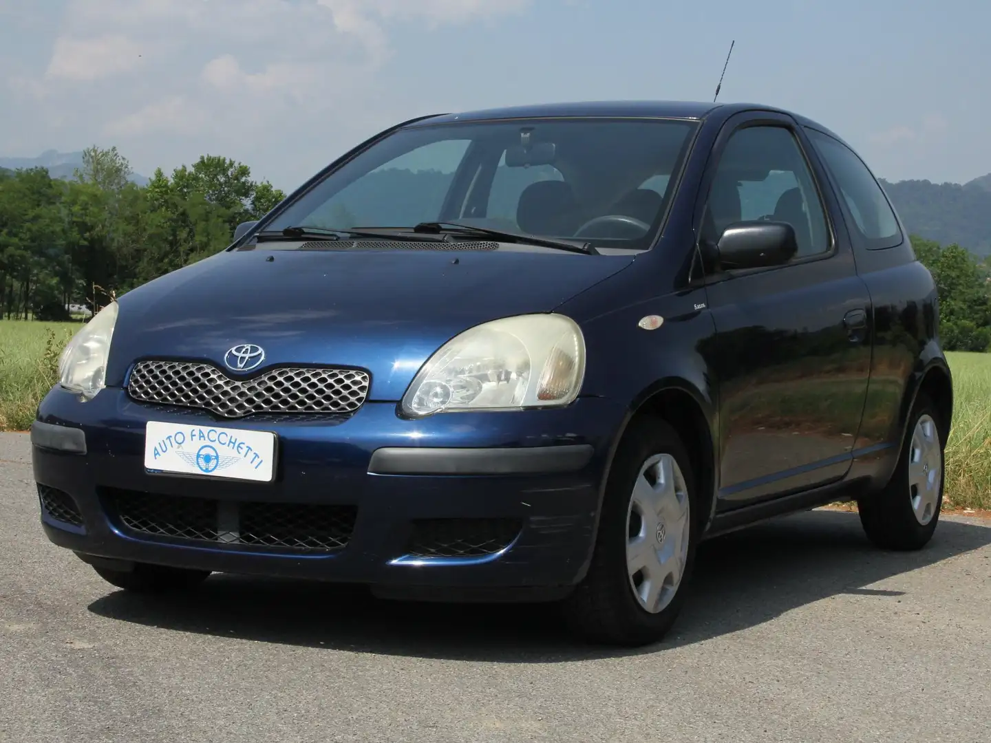 Toyota Yaris Yaris 3p 1.0 Sol Blu/Azzurro - 1