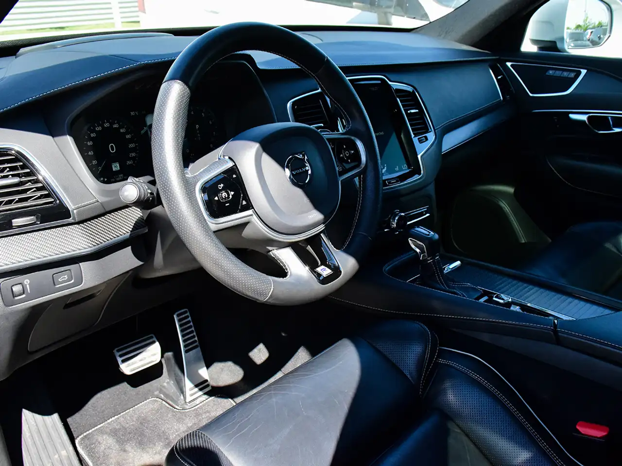 Volvo XC90 photo Volvo XC90