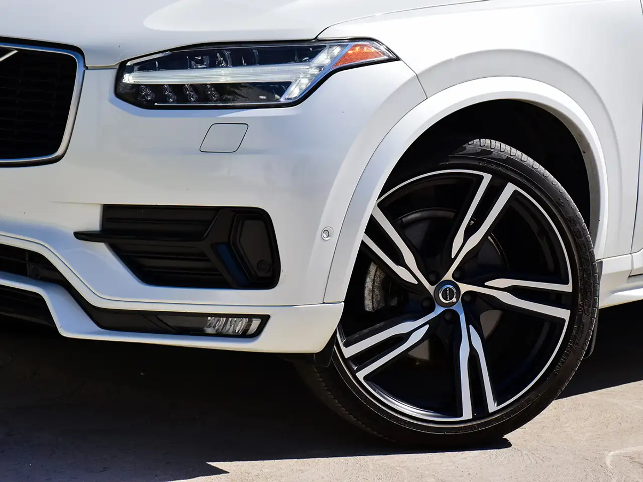 Volvo XC90 photo Volvo XC90