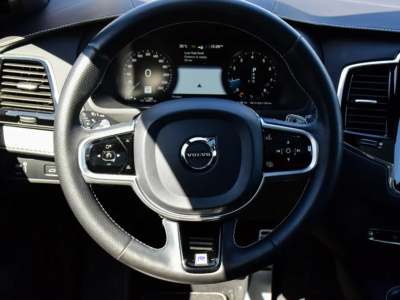 Volvo XC90 photo Volvo XC90