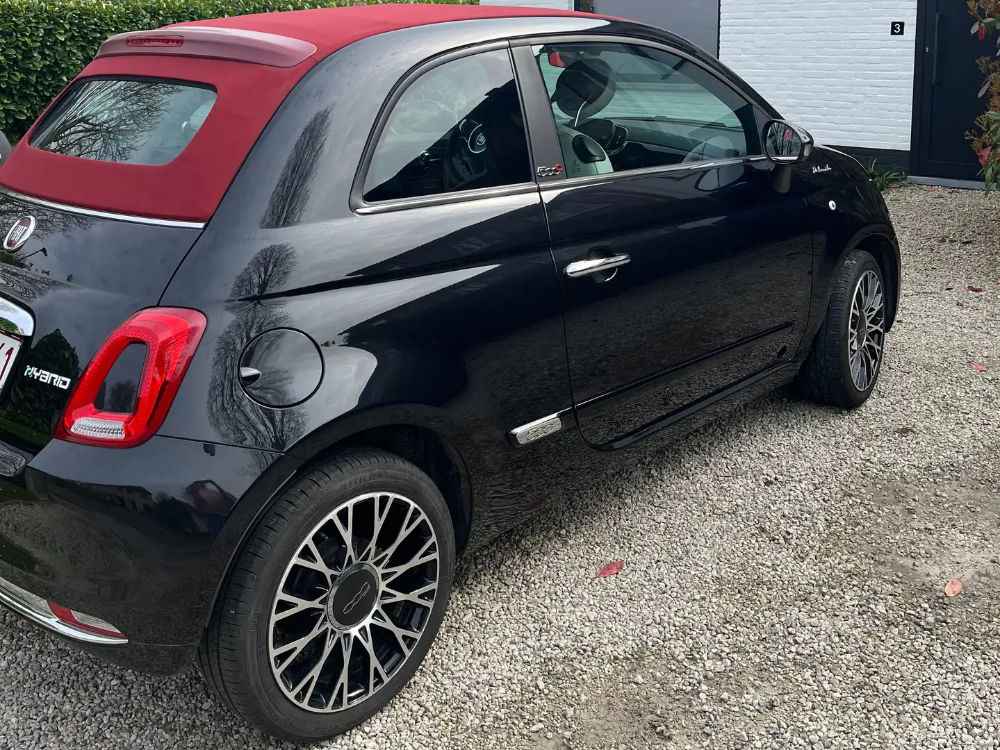 Fiat 500C 500 C 1.0 GSE Hybrid Dolcevita Zwart - 2