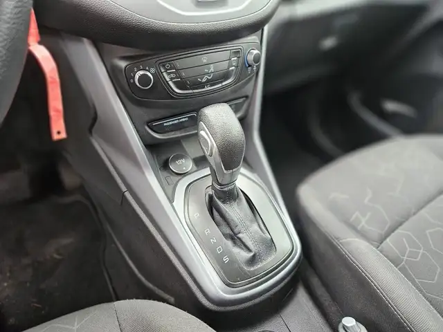 Ford B-Max view 13