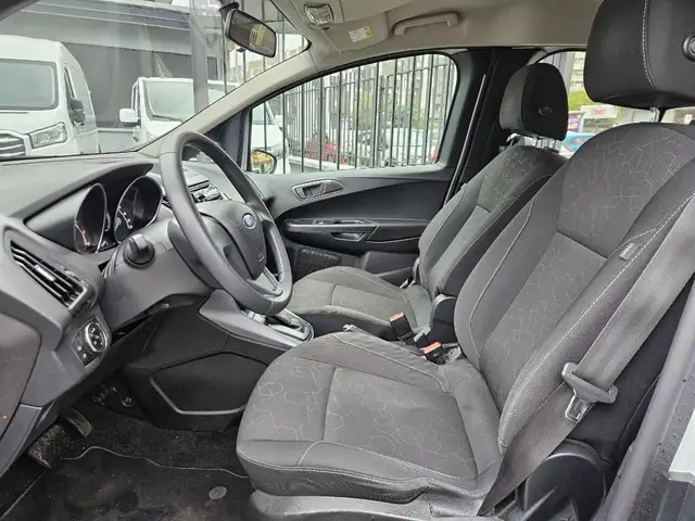 Ford B-Max view 7