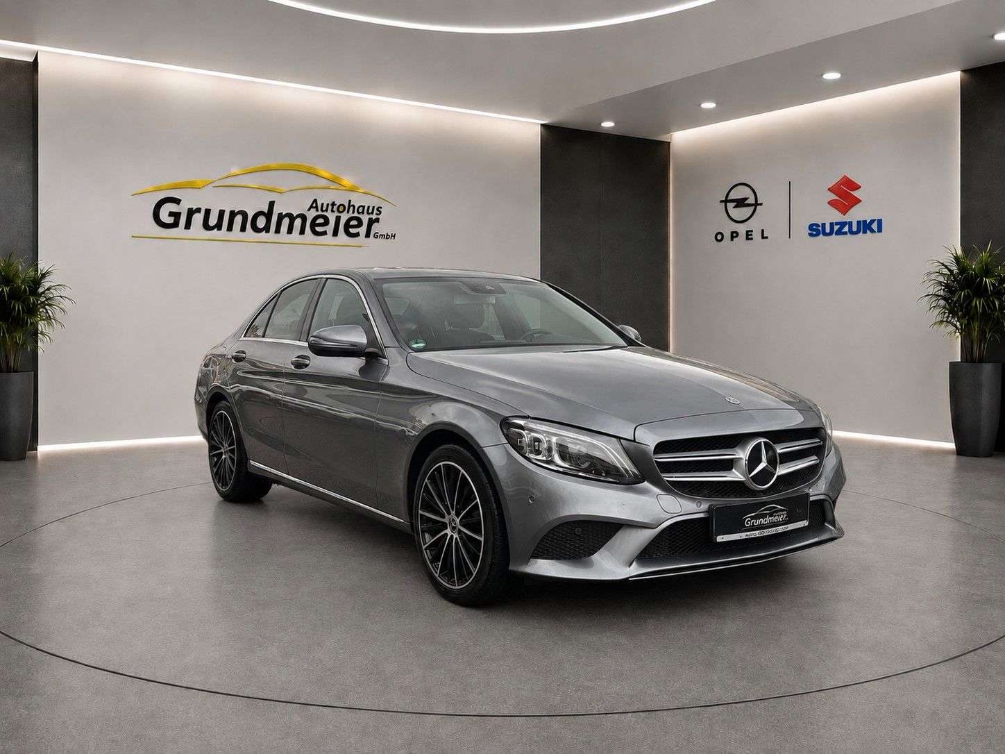 Mercedes-Benz C 180